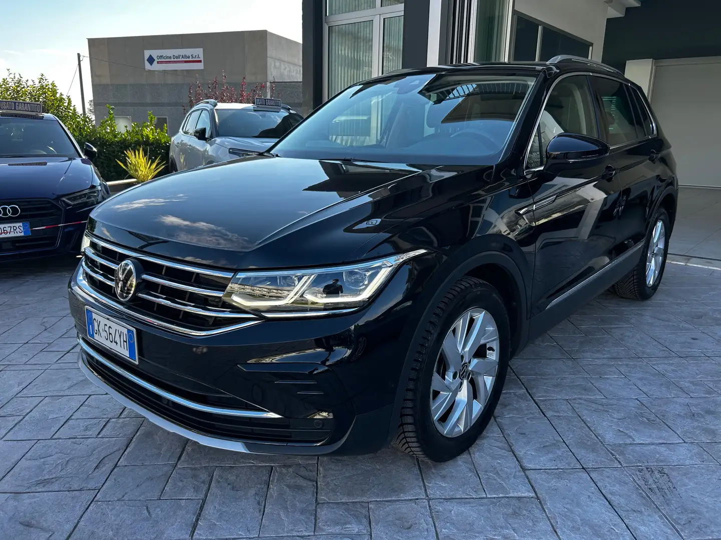 Volkswagen Tiguan 1.5 tsi Elegance 150cv dsg Nero - 1