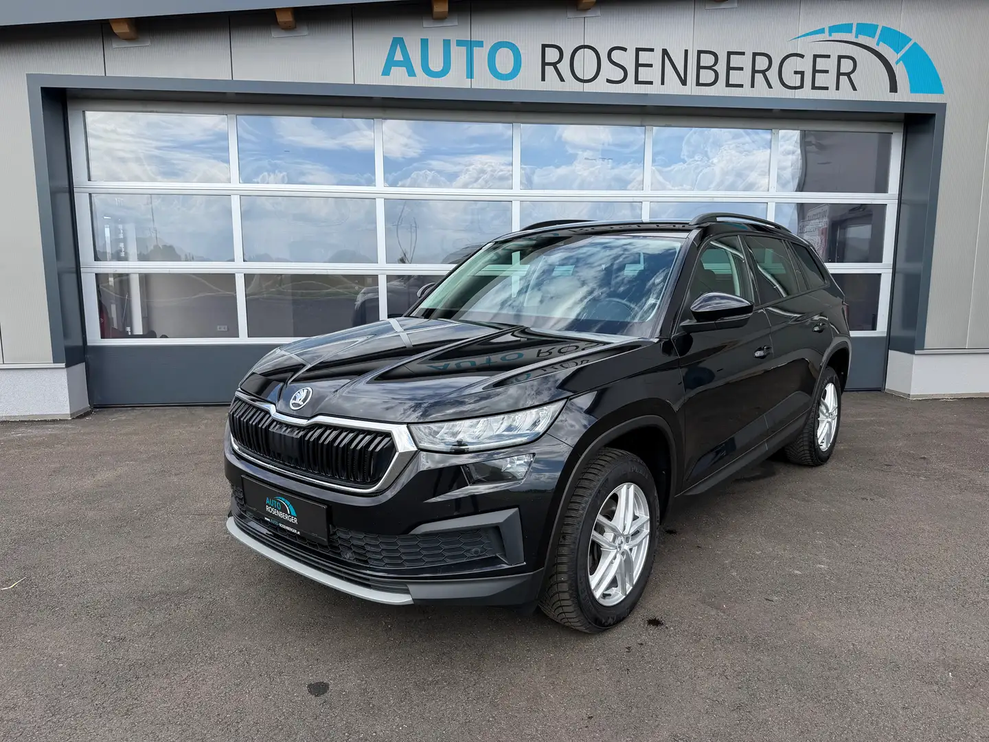 Skoda Kodiaq Ambition*4x4*DSG*LED*NAVI*SHZ*PDC*RFK*8-fach*uvm Schwarz - 1