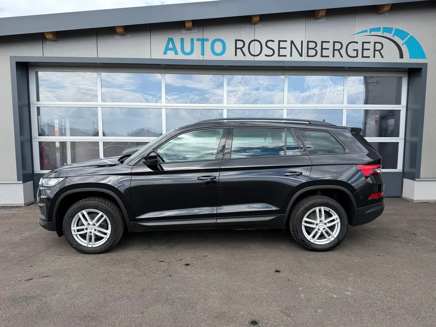 Skoda Kodiaq Ambition*4x4*DSG*LED*NAVI*SHZ*PDC*RFK*8-fach*uvm Schwarz - 2