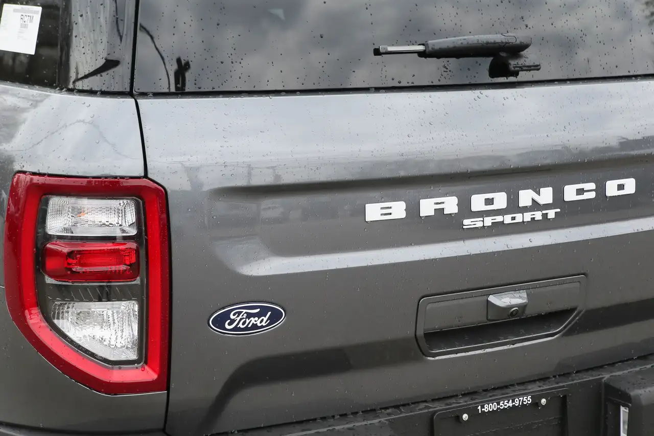 Ford Bronco Sport photo Ford Bronco Sport