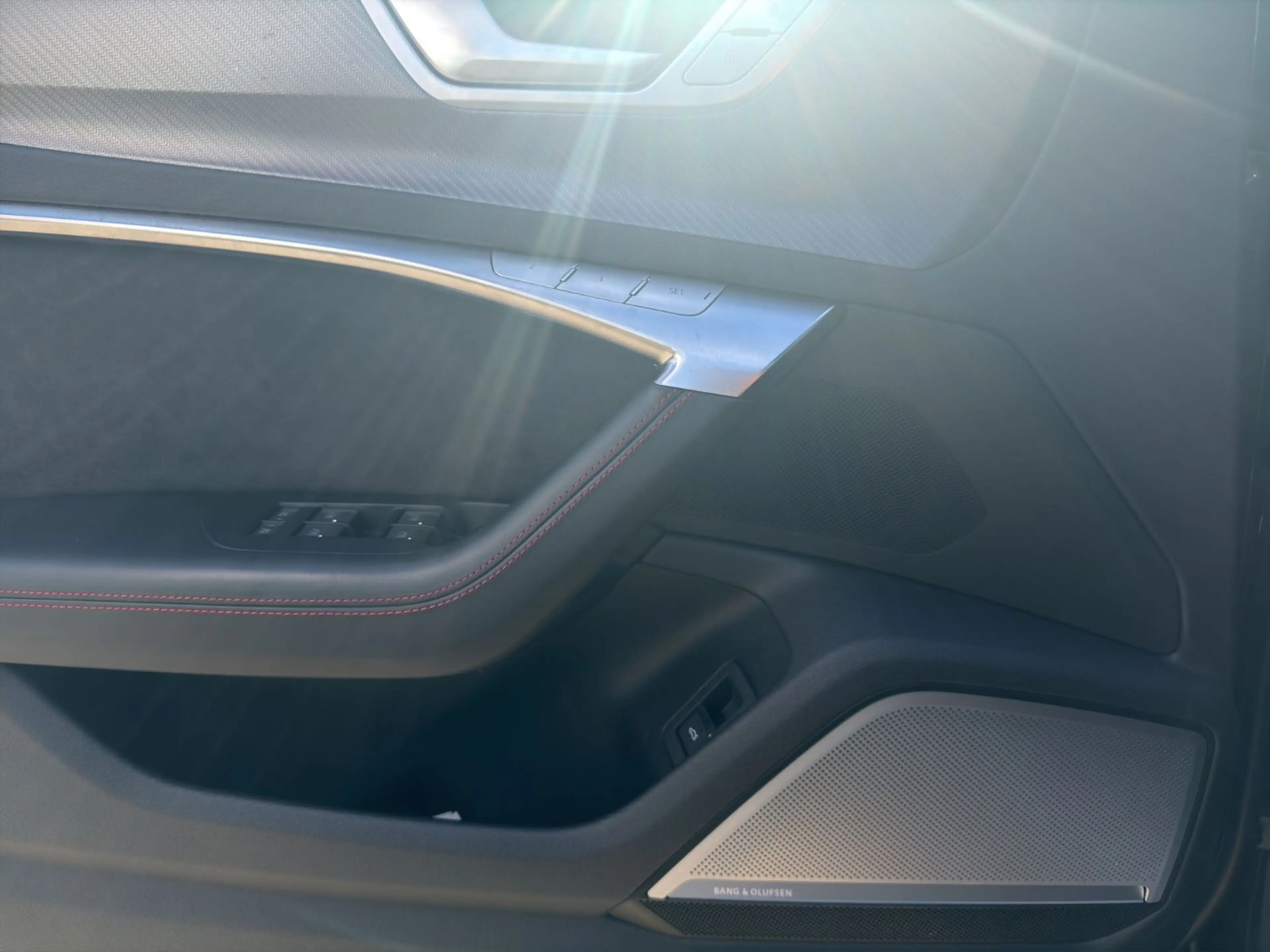 Audi RS7 4.0 TFSI*NO OPF*750PS*MATT*22Z"B&O*EINZELSTK — photo 10