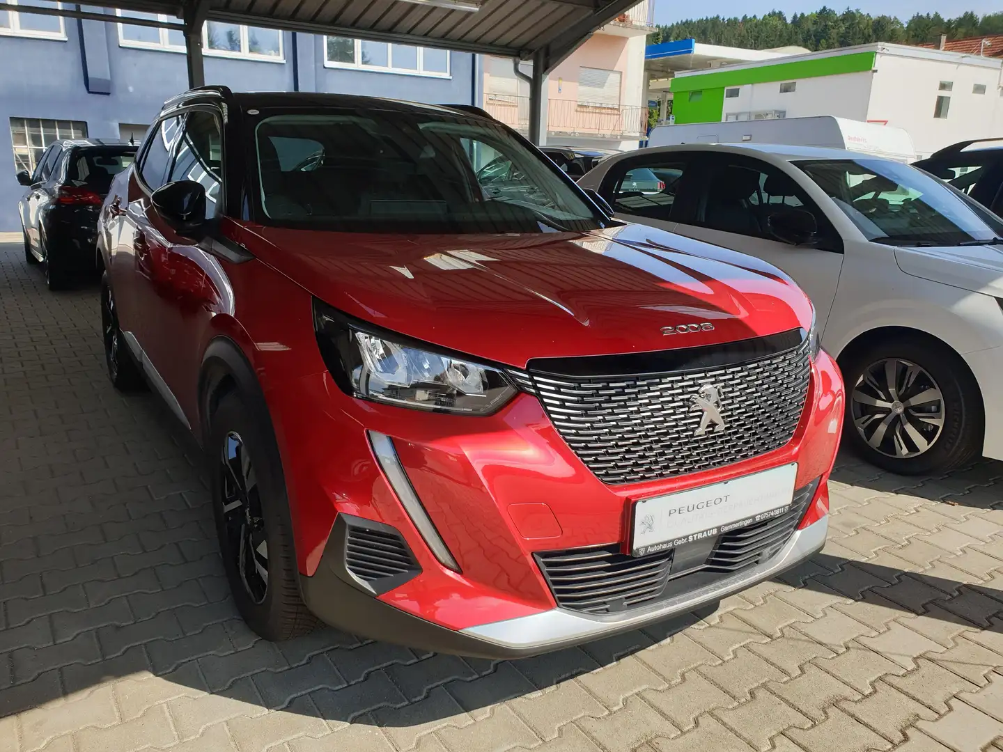 Peugeot 2008 Allure Pack 8-Gang Automatic Rot - 2