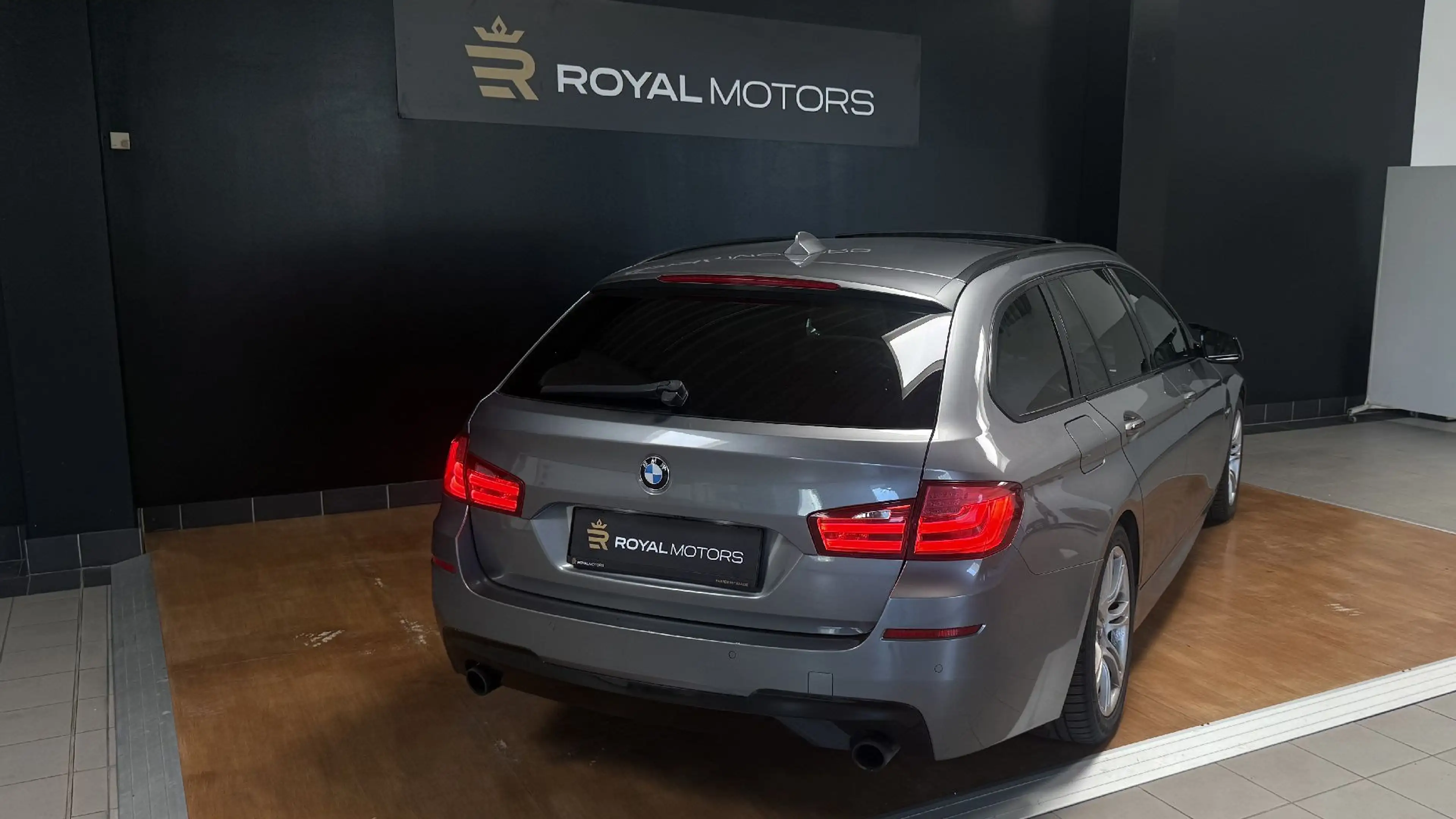 BMW 535 - 535 d Touring M-Paket — photo 5