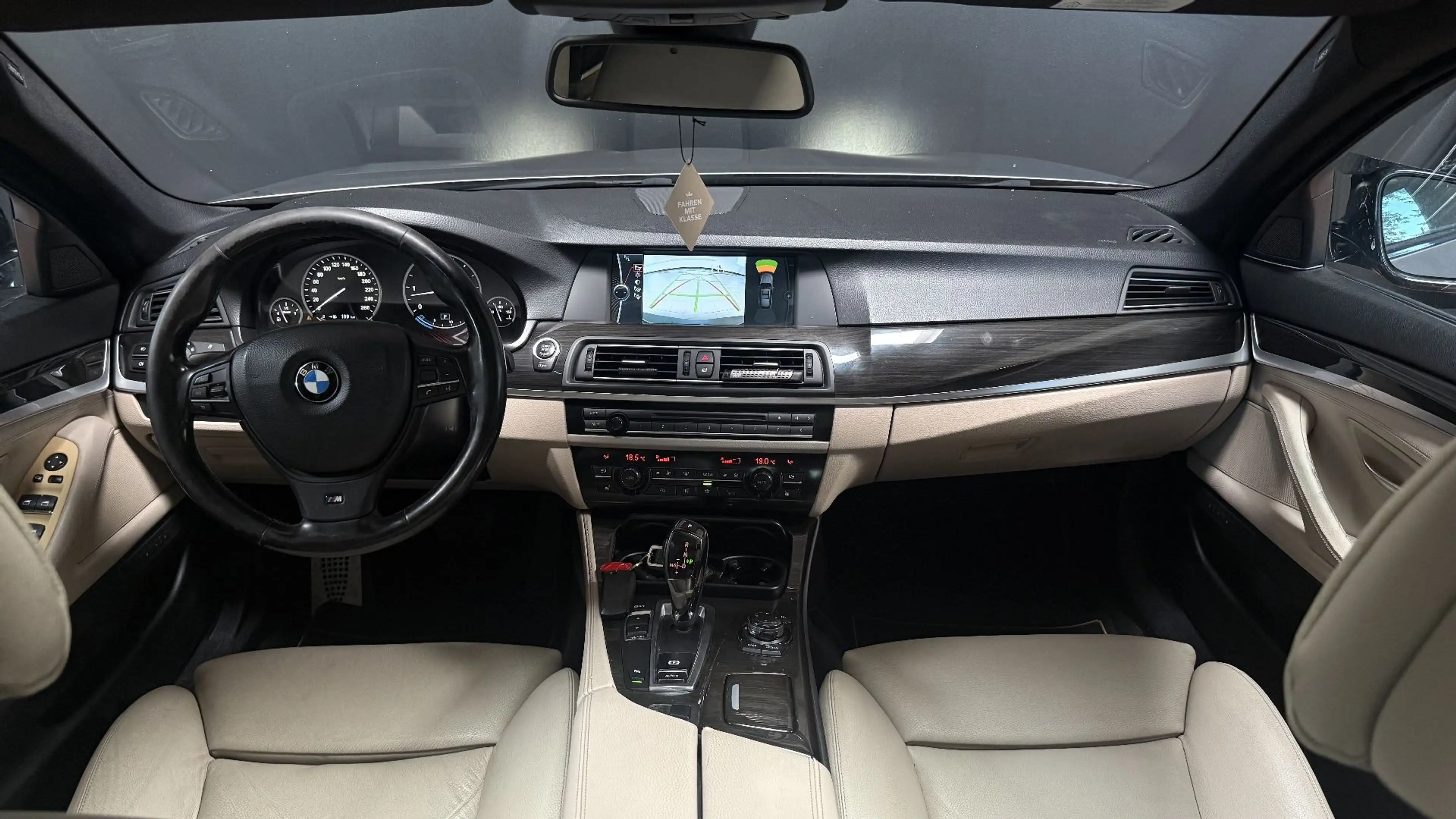 BMW 535 - 535 d Touring M-Paket — photo 14