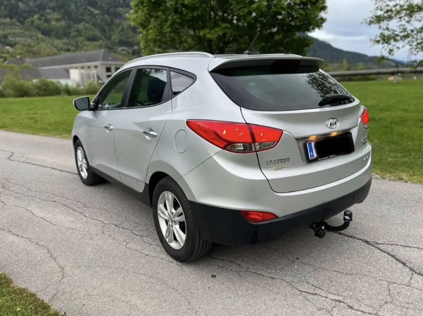Hyundai iX35 iX35 2,0 CRDi Premium 4WD Premium Silber - 2