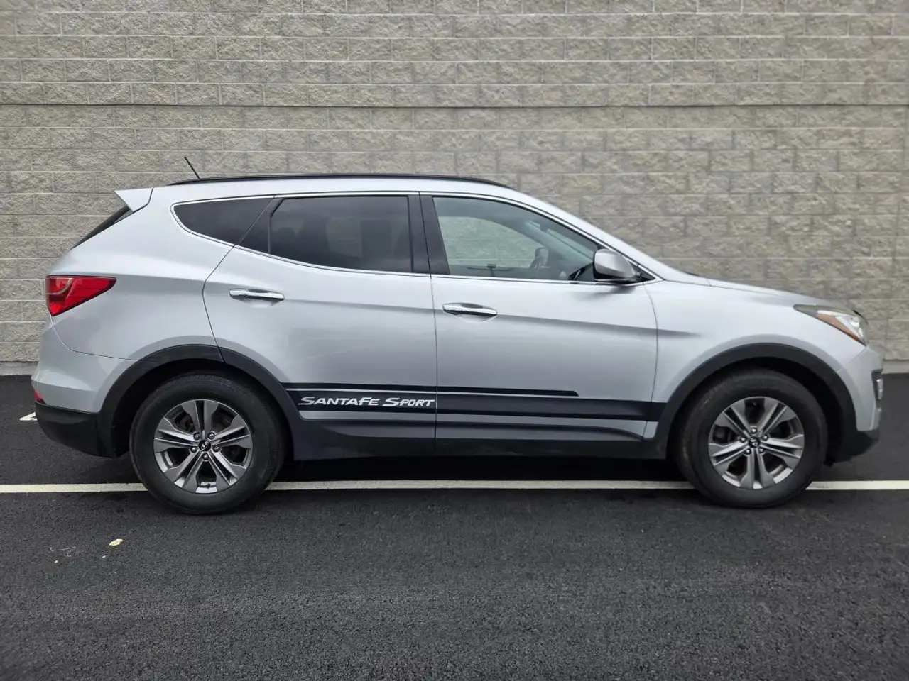 Hyundai SANTA FE photo Hyundai SANTA FE