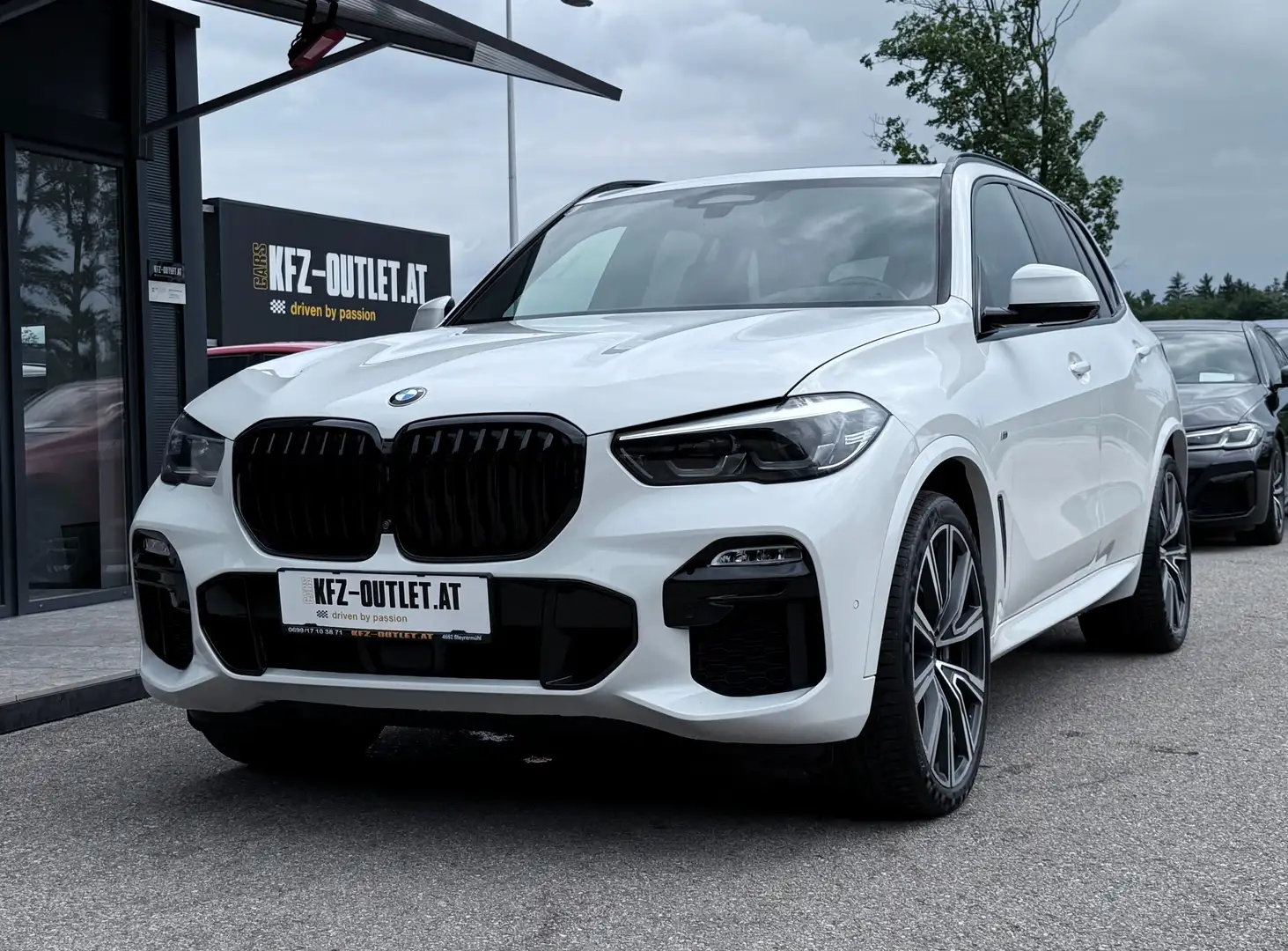 BMW X5 M 50 d *AHK*ACC*360°K*Standheizung*Pano* Weiß - 1