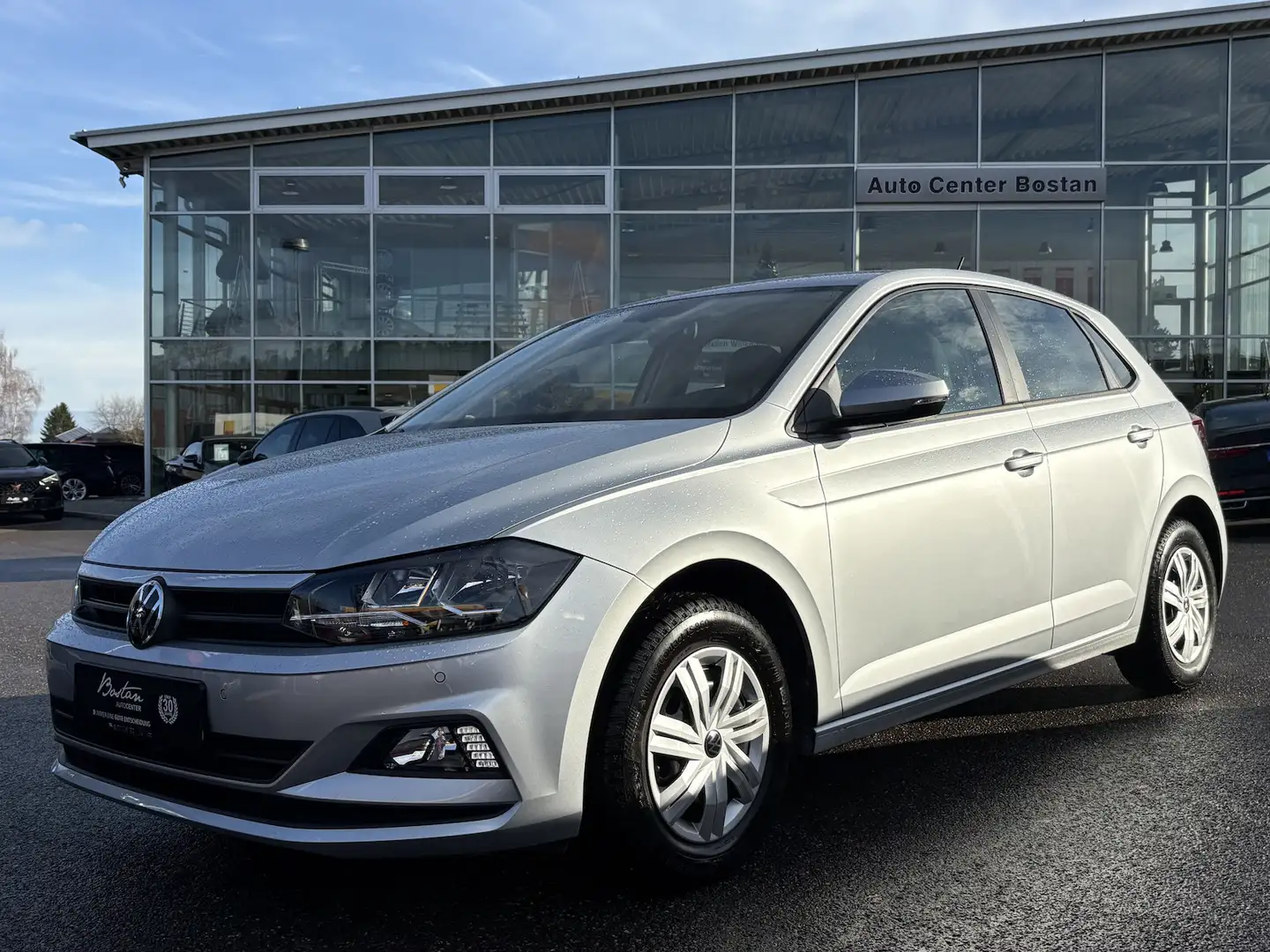 Volkswagen Polo VI 1.0 TSI Trendline NAVI/DAB/KLIMA/1.HAND Argent - 2