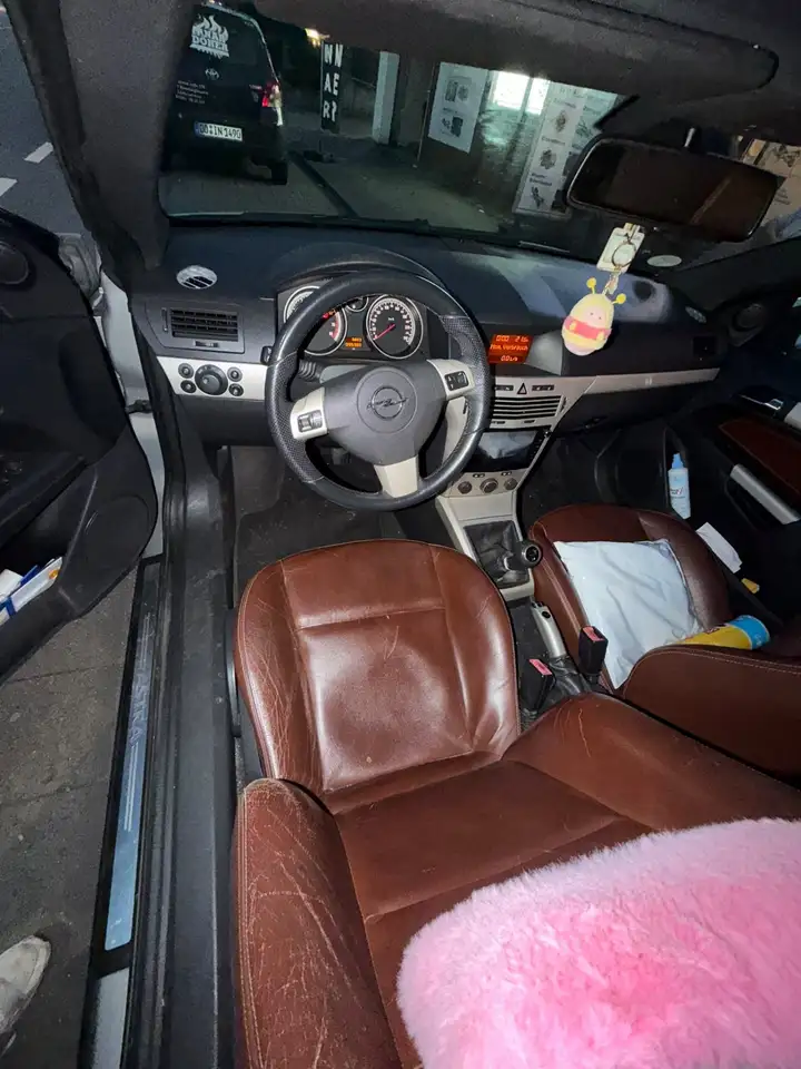 Opel Astra Cabrio 1.6i Bertone Edition, foto 11