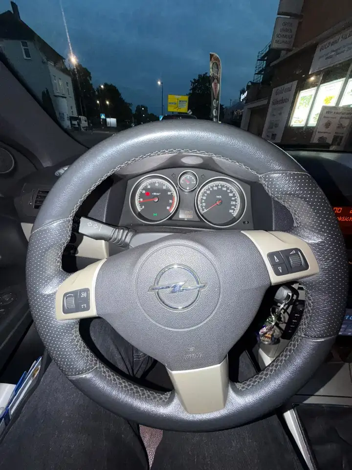 Opel Astra Cabrio 1.6i Bertone Edition, foto 10
