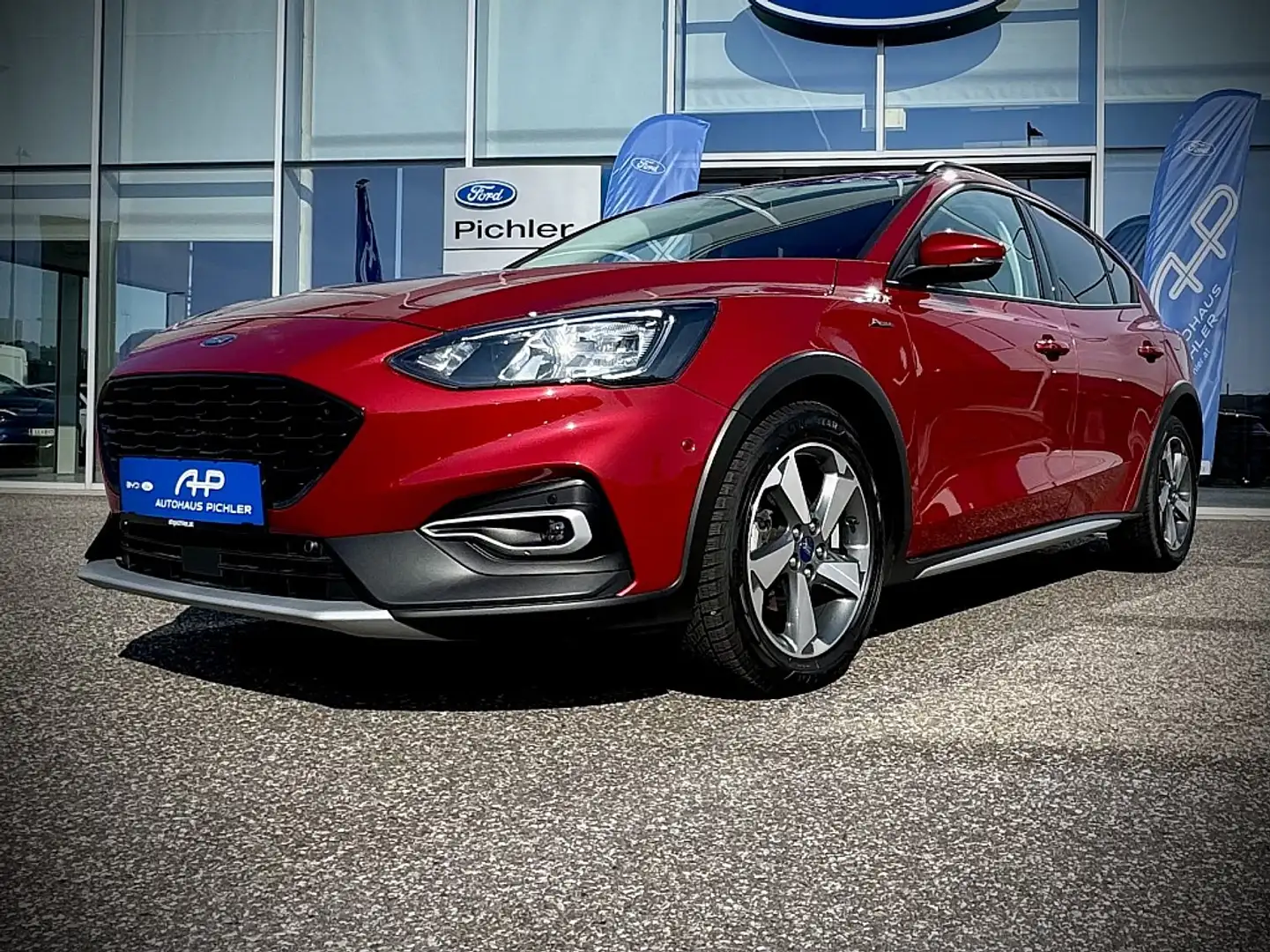 Ford Focus 1,0 EcoBoost Active 125PS PARKSENSOREN/RÜCKFAHR... Rouge - 2