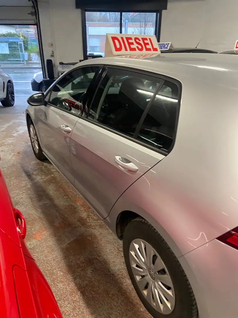 Volkswagen Golf 1.6 CR TDi BMT Highline Gris - 2