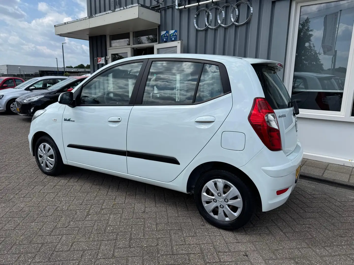 Hyundai i10 1.0 i-Drive Cool Blanc - 2