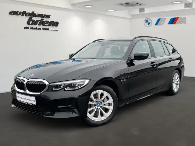 Bmw 330 e Touring Advantage, ab 249, € mtl. Rate