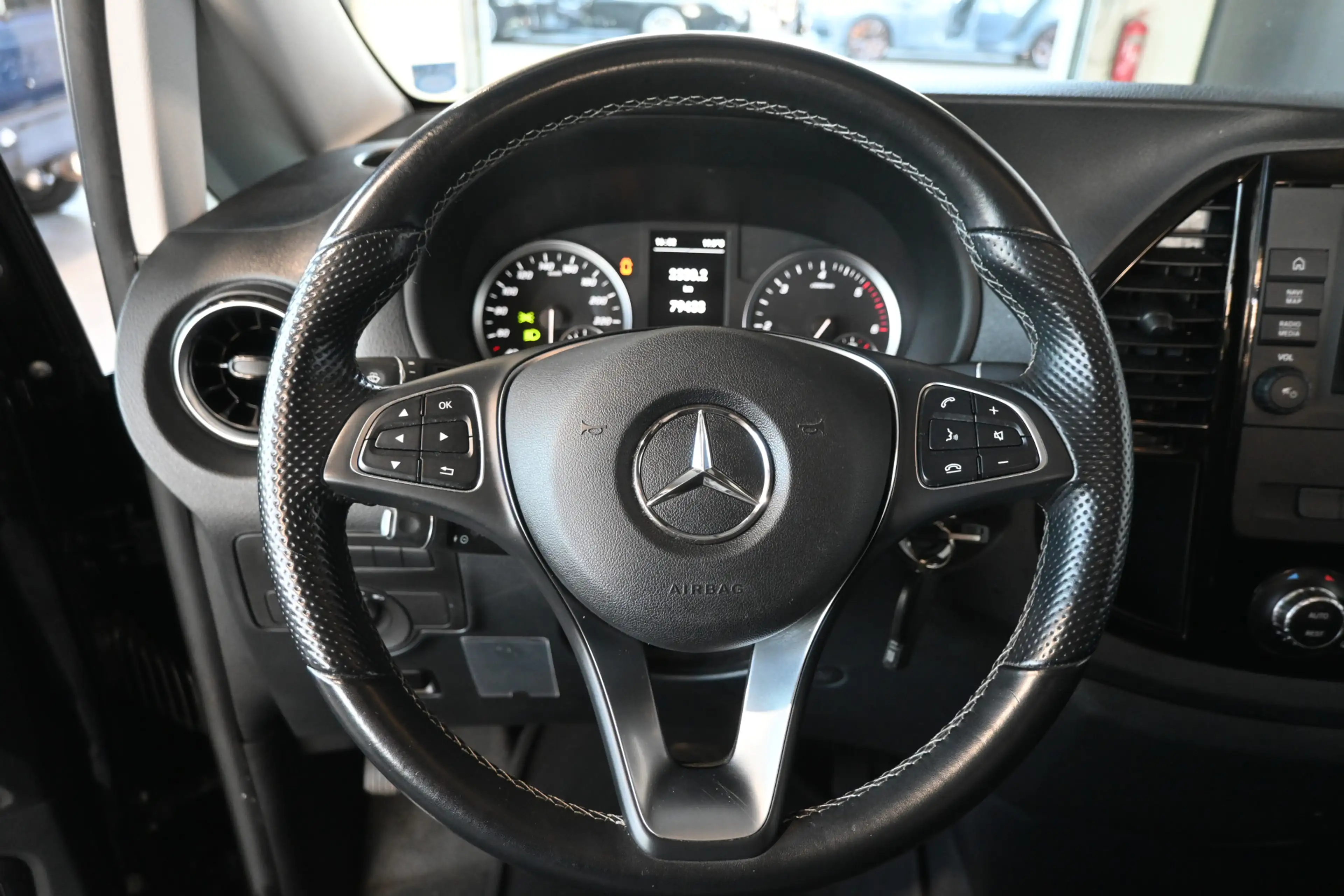 Mercedes-Benz Vito 116 CDI Automaat LANG Clima Cruise Carplay 2X Schu — photo 6