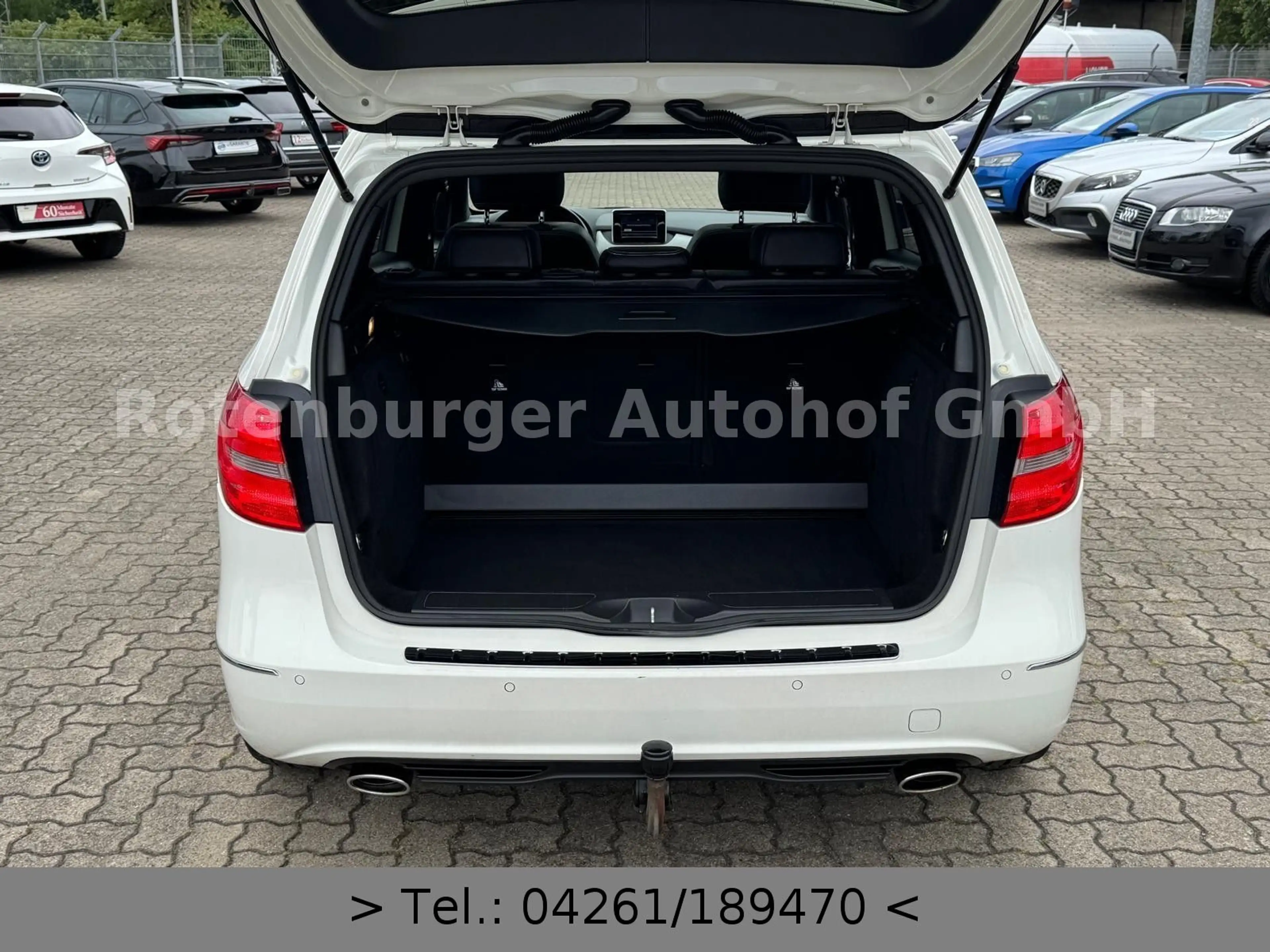 Mercedes-Benz B 220 D*LEDER*PANORAMA*KLIMA*PDC*AHK*TÜV 02/2028* — photo 8