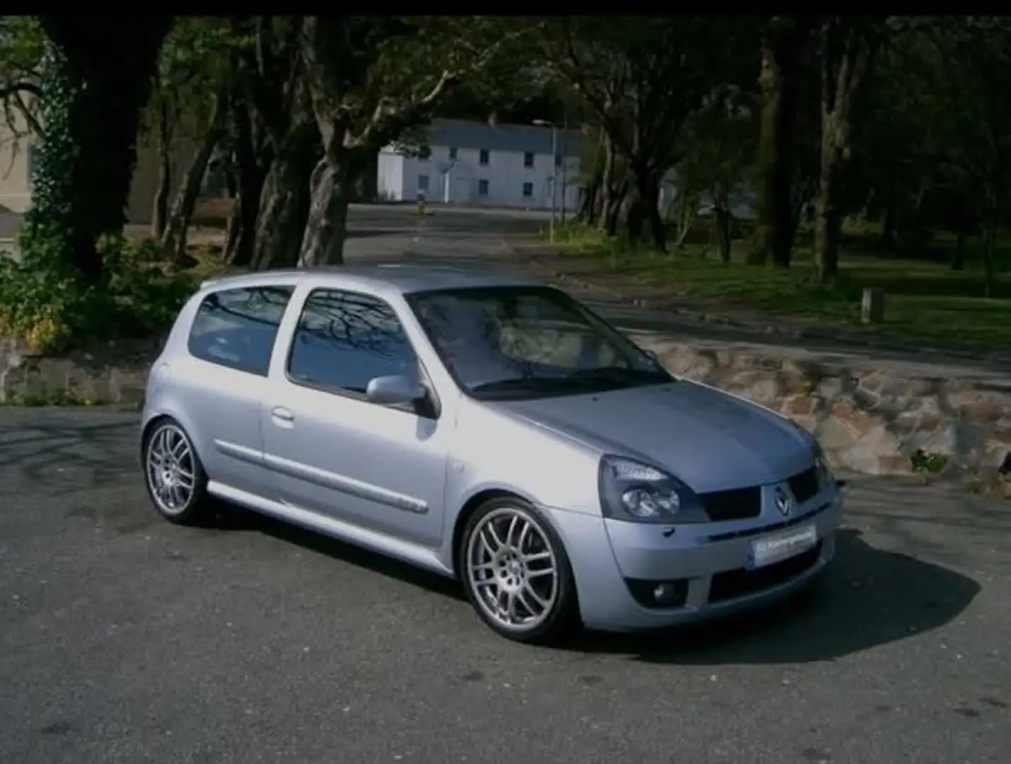 Renault Clio RS Sport 2,0 16V " Rarität " Silber - 1