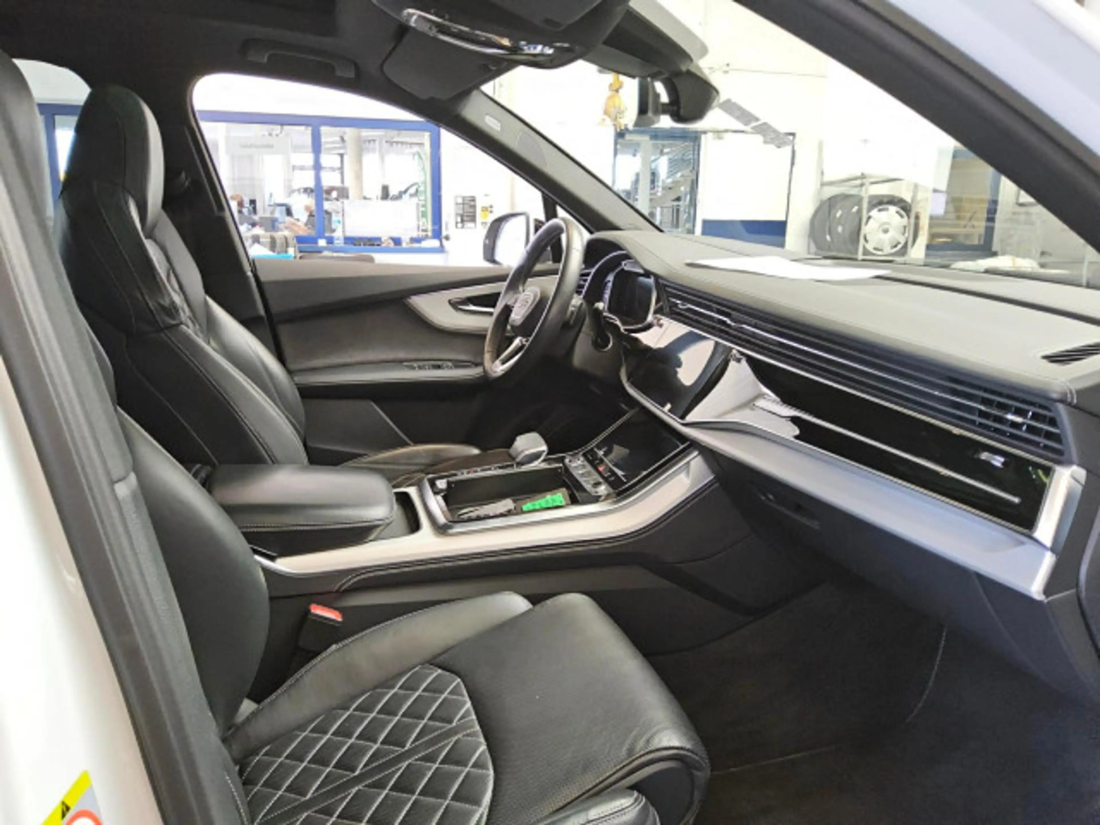 Audi Q7 S line 55TFSI e quattro NAVI LED PANO B&O VC — photo 6