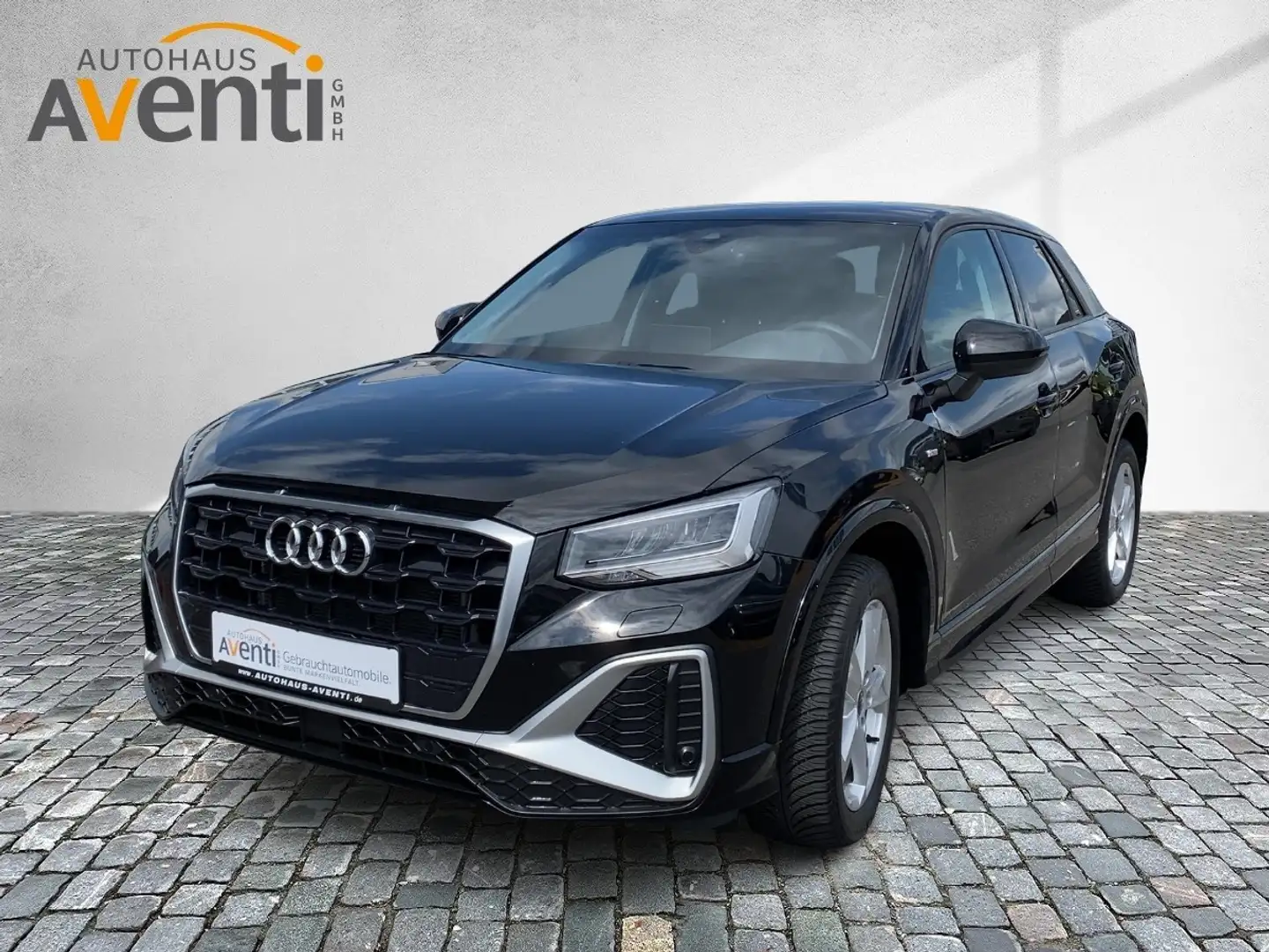 Audi Q2 35 S-Line *S-Tronic*Lane Assist*Navi*LED*PDC* Noir - 1