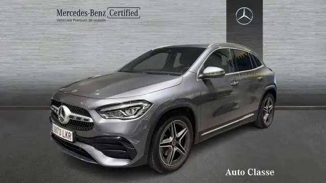 Mercedes-Benz GLA 200 -CLASS AMG LINE