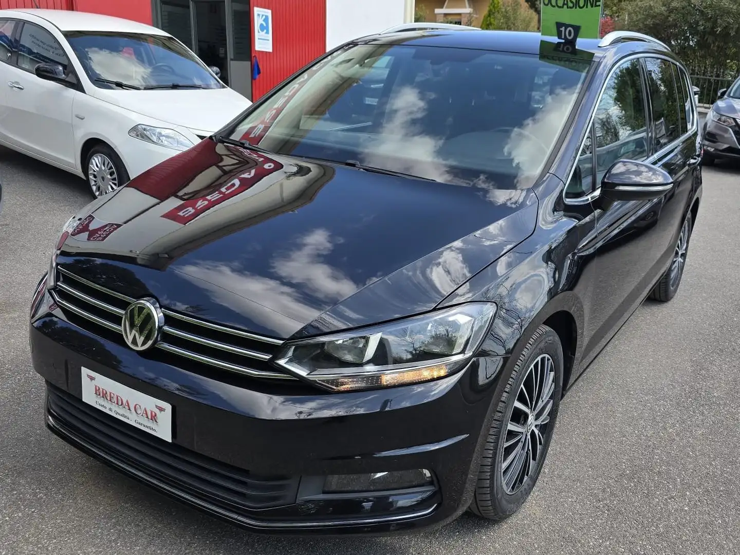 Volkswagen Touran 1.6 tdi Highline 115cv dsg Nero - 2