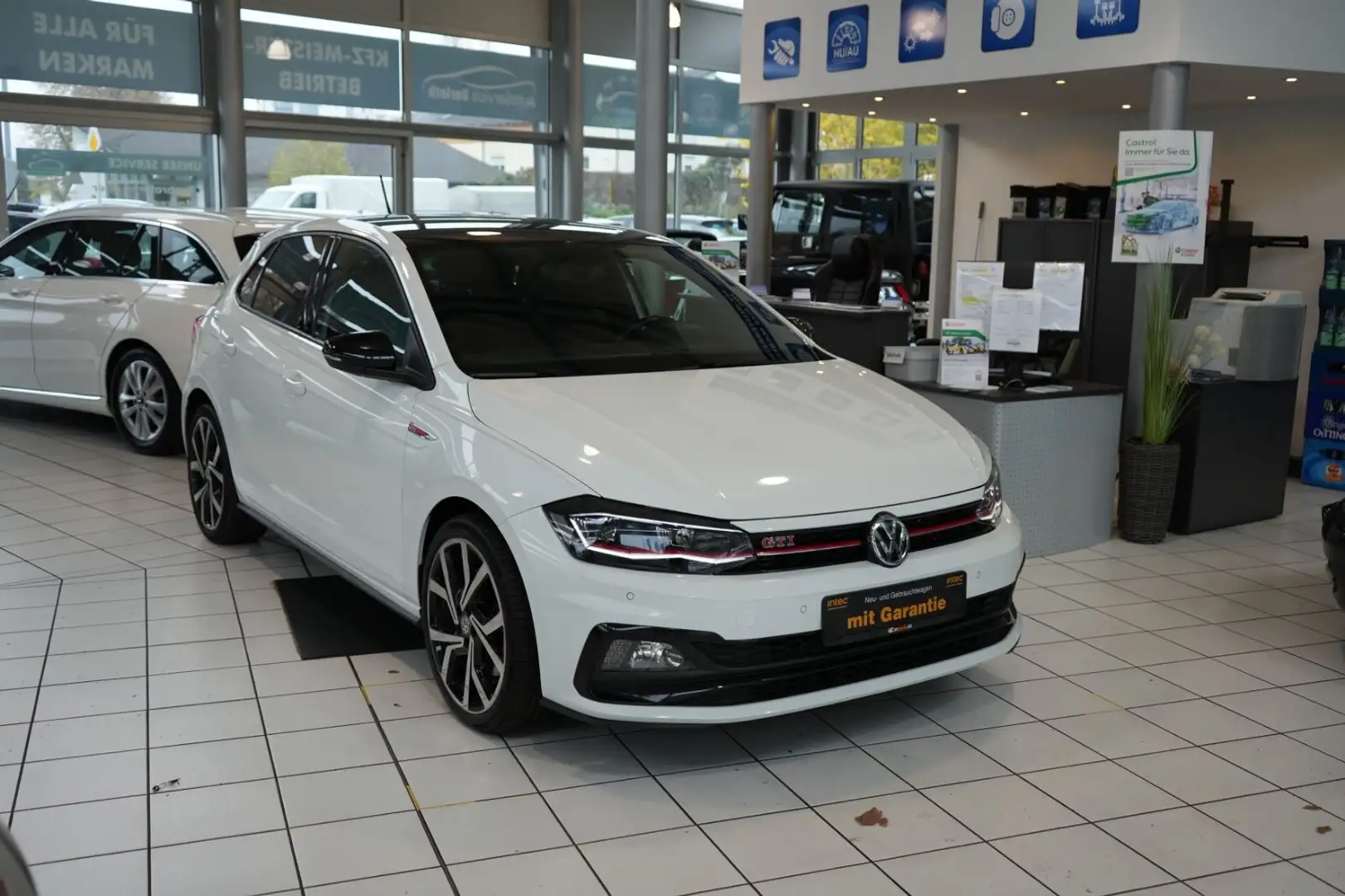 Volkswagen Polo VI GTI DSG * Blanc - 1