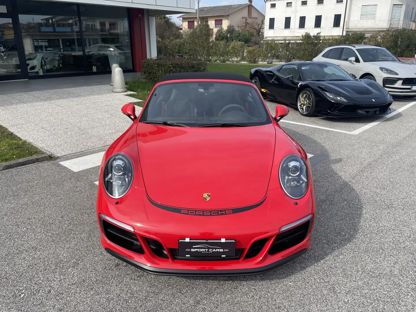 Porsche 911 991.2 CARRERA GTS CABRIO  37.900km Rot - 2