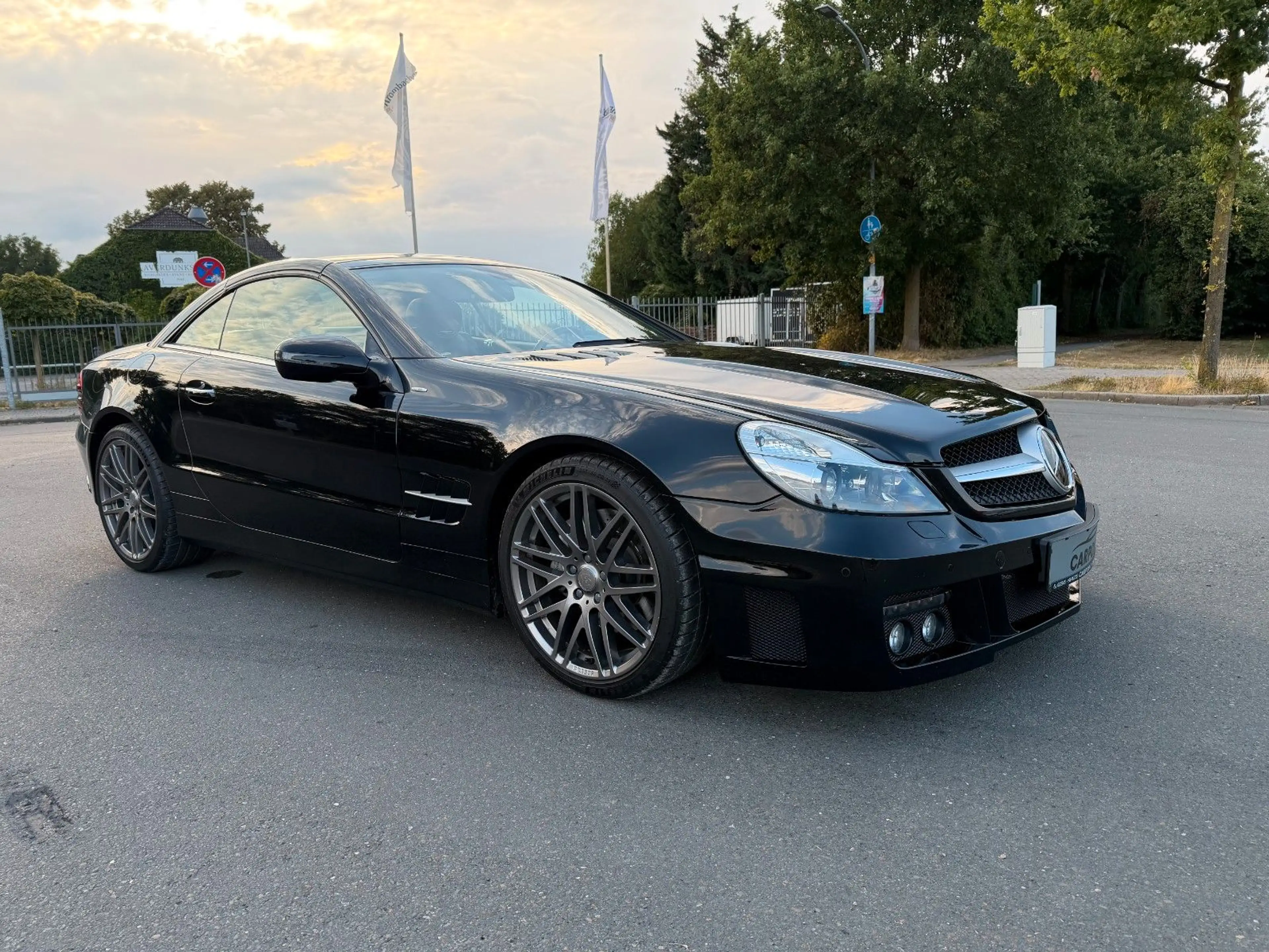 Mercedes-Benz SL 350 SL350 Sportmotor Night Edition mit BRABUS Teilen — photo 9