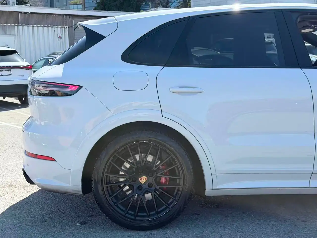 Porsche Cayenne снимка Porsche Cayenne