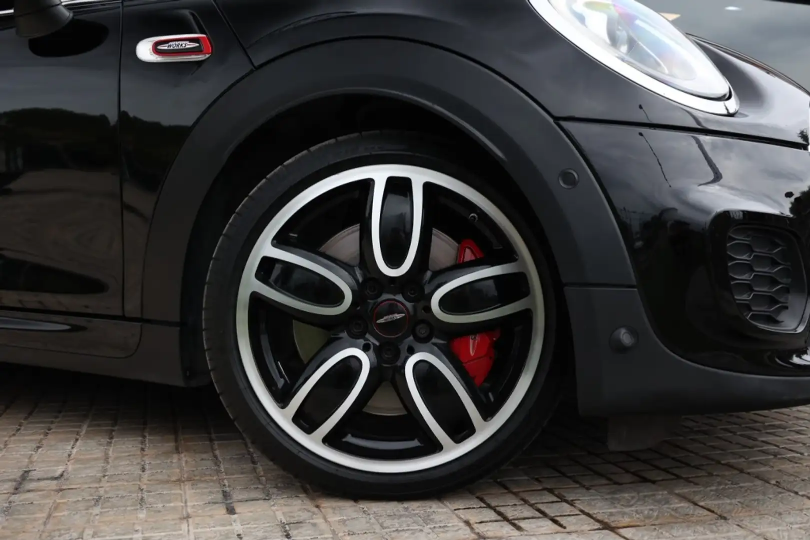 MINI John Cooper Works Cabrio Aut. Negro - 2