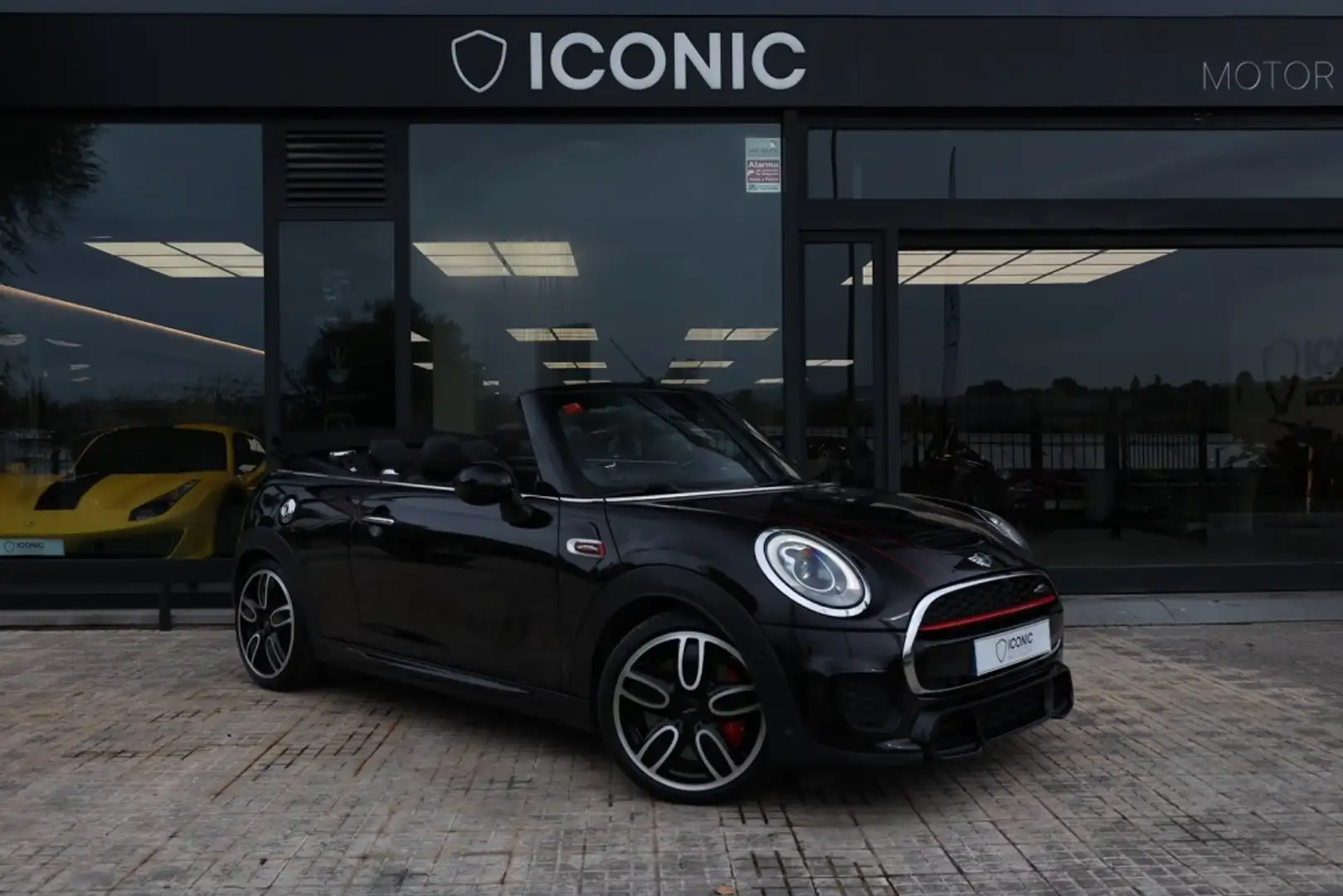 MINI John Cooper Works Cabrio Aut. Negro - 1
