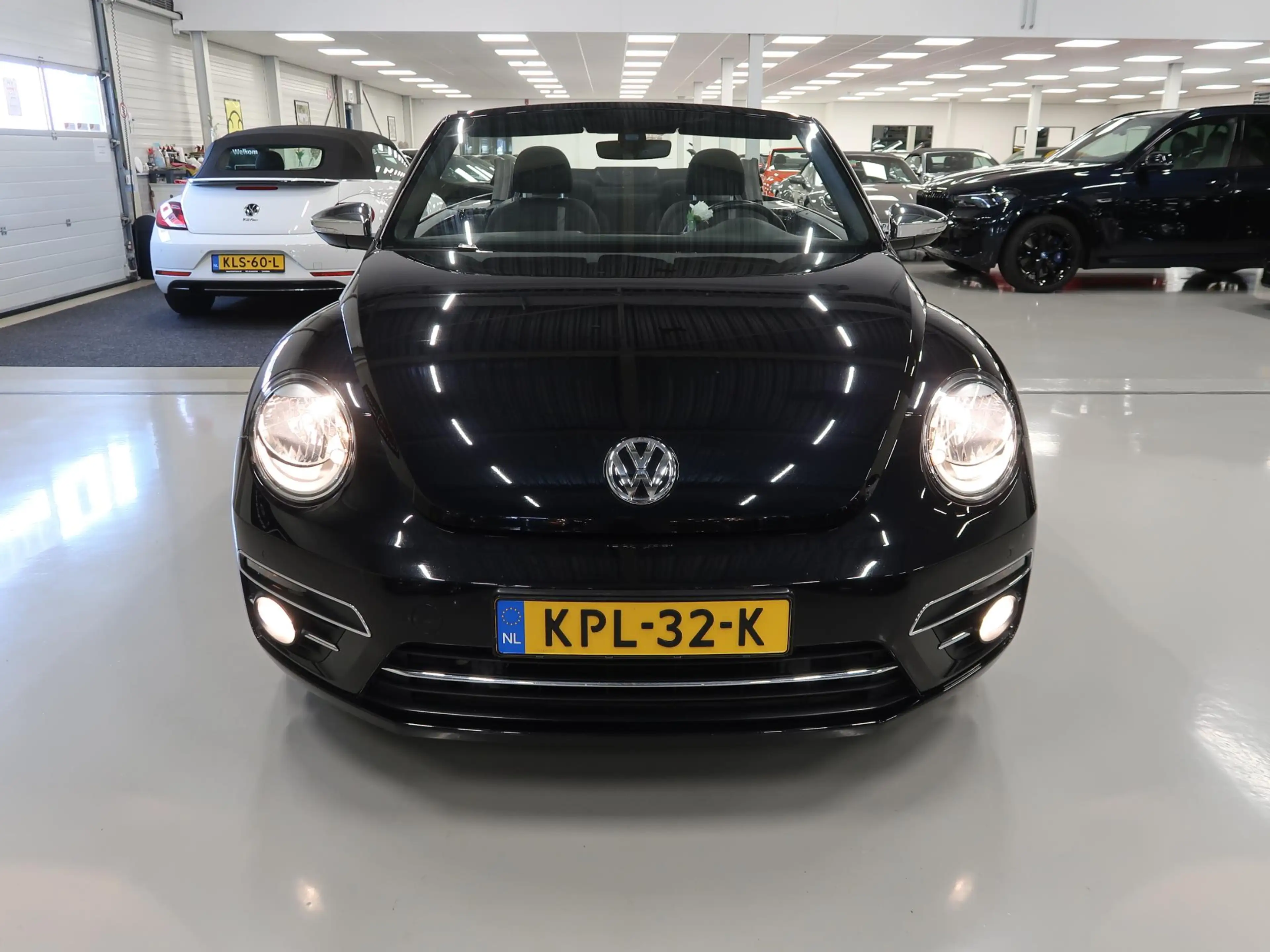 Volkswagen Beetle 1.2 TSI Design 2018 Airco-ecc Navigatie App connec — photo 45