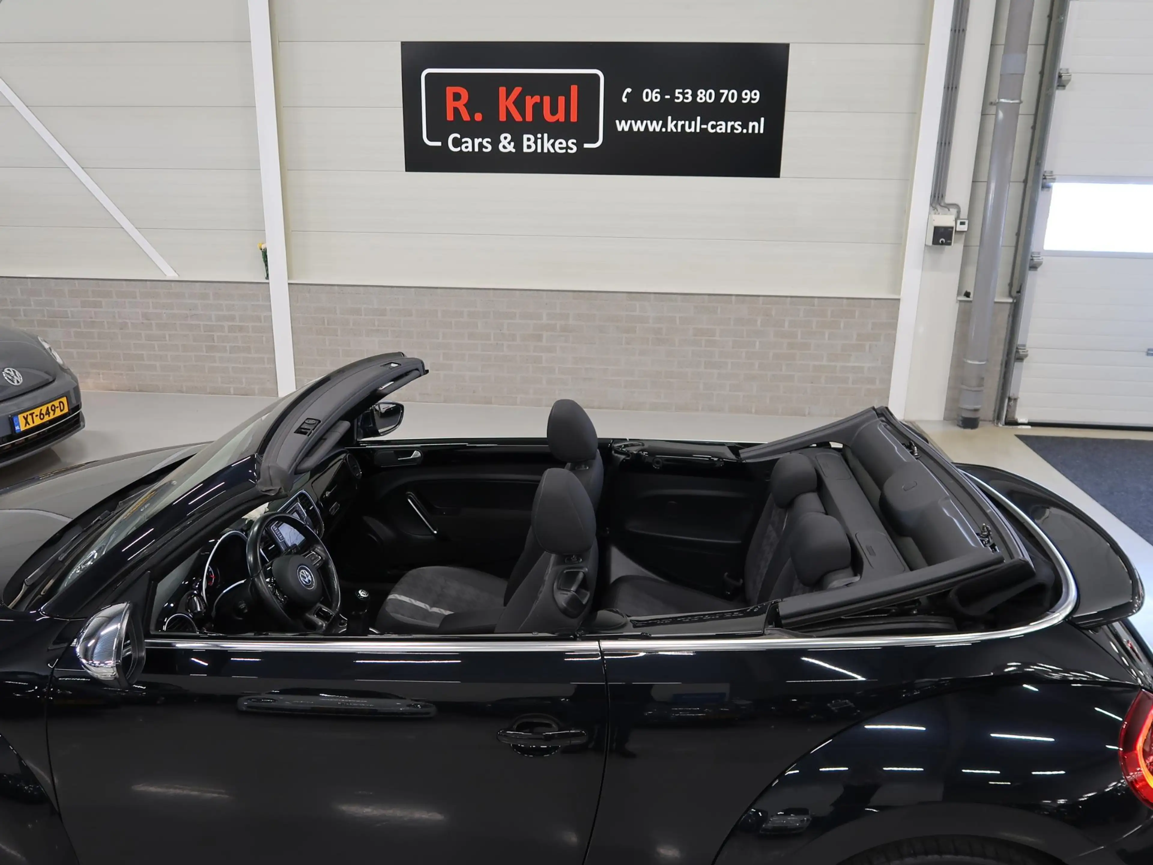 Volkswagen Beetle 1.2 TSI Design 2018 Airco-ecc Navigatie App connec — photo 32