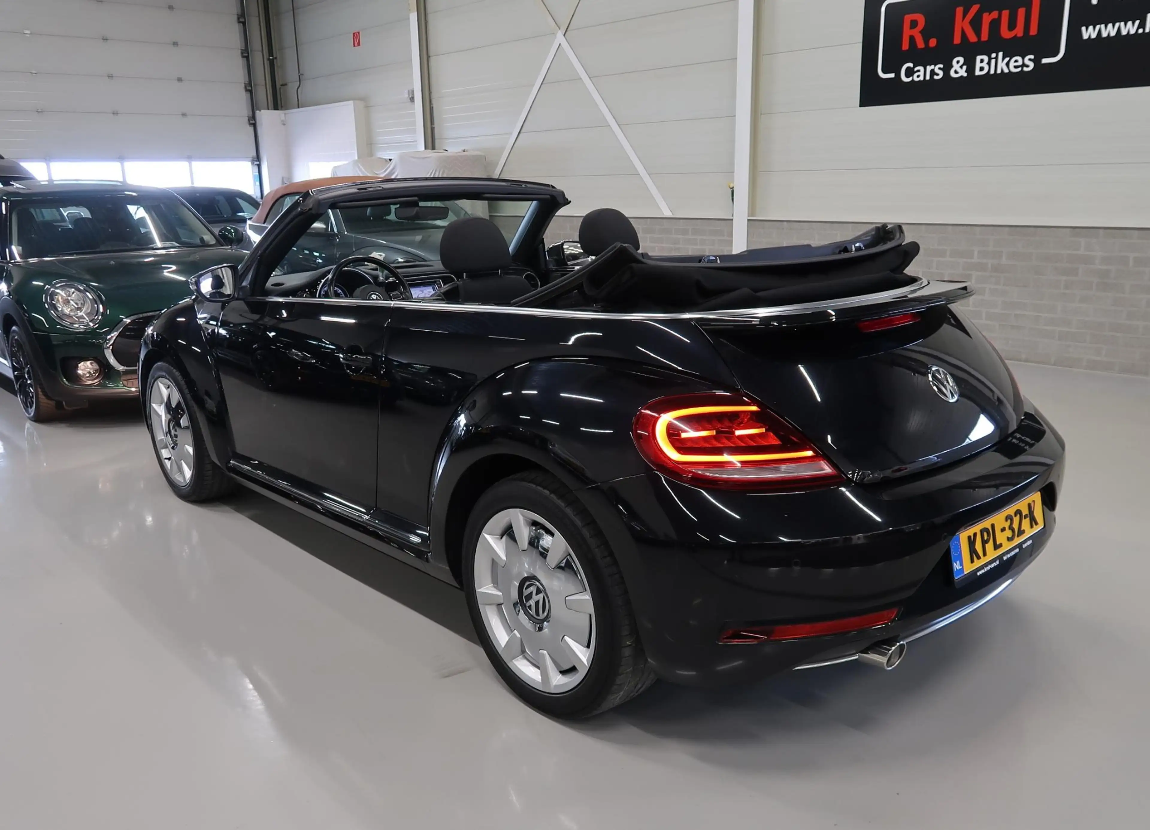 Volkswagen Beetle 1.2 TSI Design 2018 Airco-ecc Navigatie App connec — photo 43
