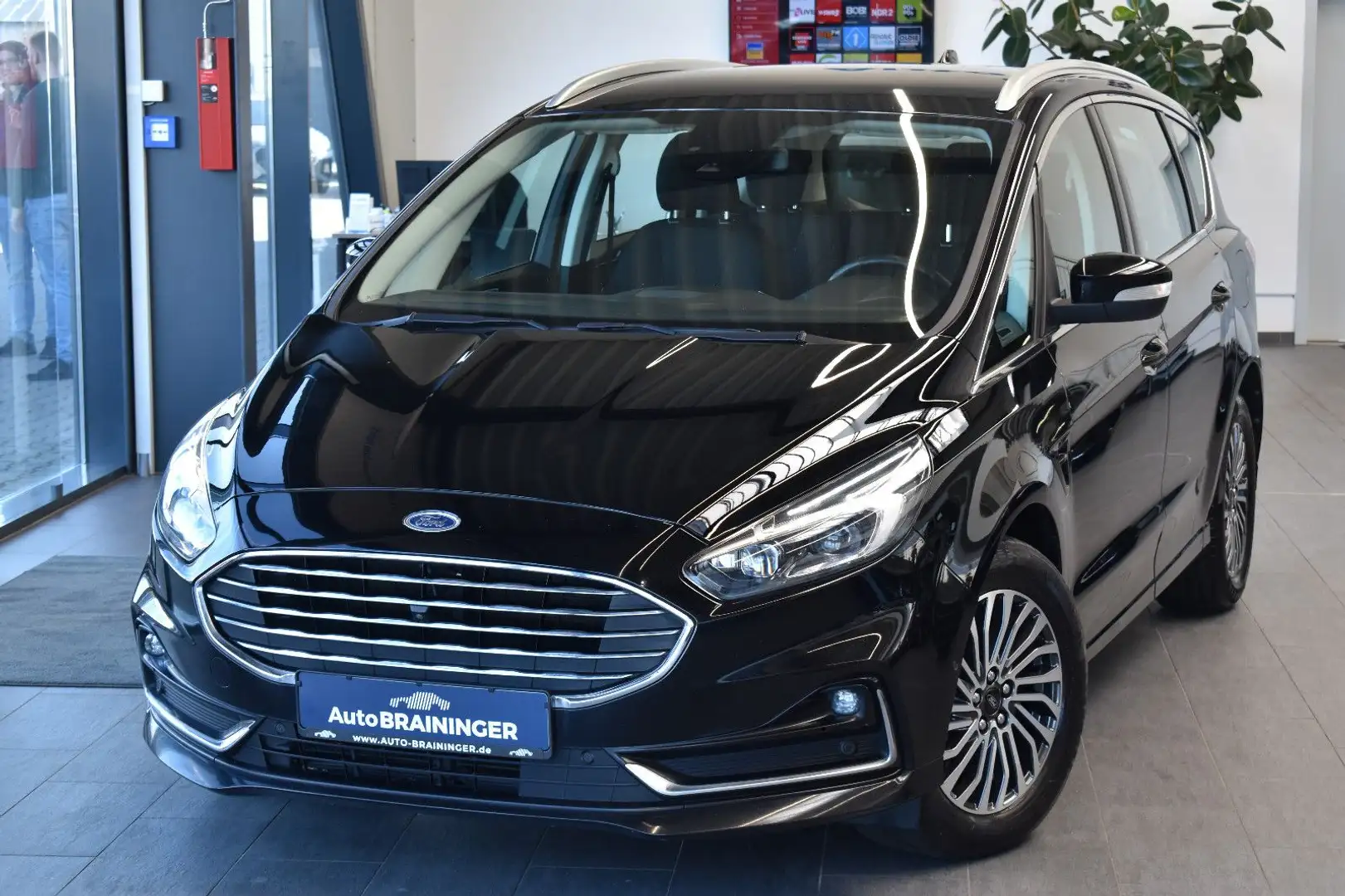 Ford S-Max 2.0TDCI Titanium Aut. LED~Navi3D~ACC~RFKam Schwarz - 1