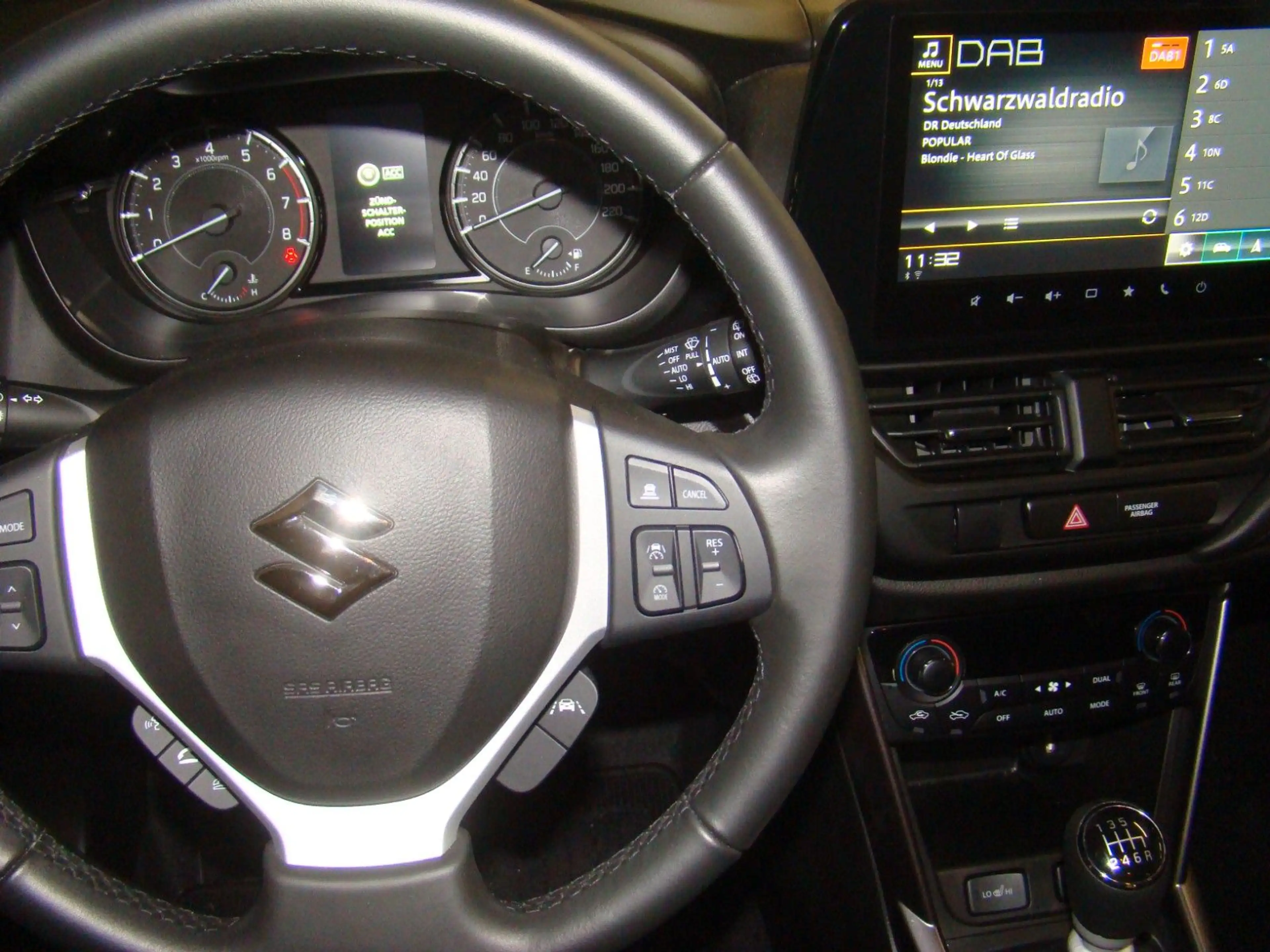 Suzuki SX4 S-Cross S-Cross 1.4 BOOSTERJET Hybrid Comfort Allgrip — photo 14
