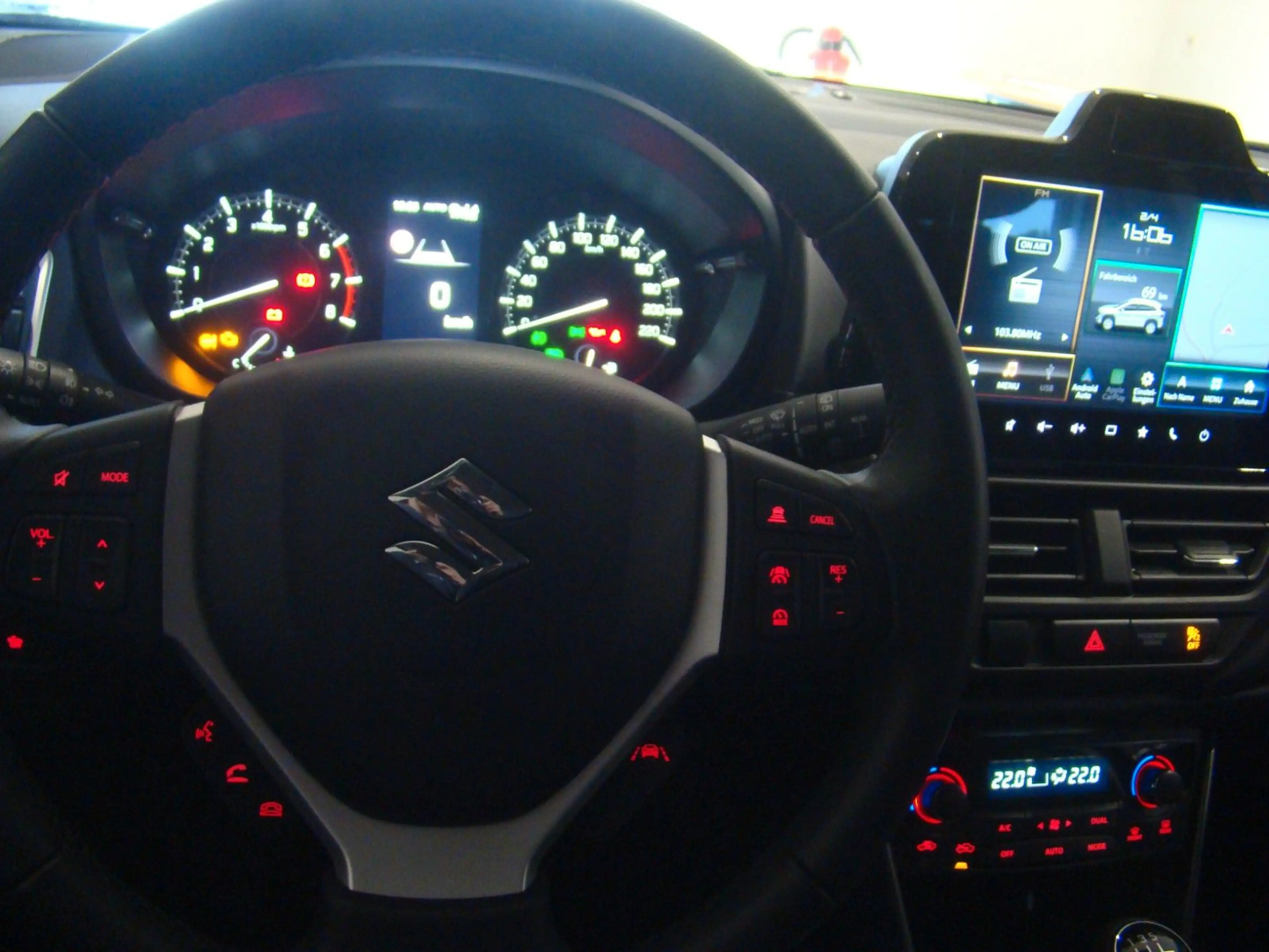 Suzuki SX4 S-Cross S-Cross 1.4 BOOSTERJET Hybrid Comfort Allgrip — photo 15