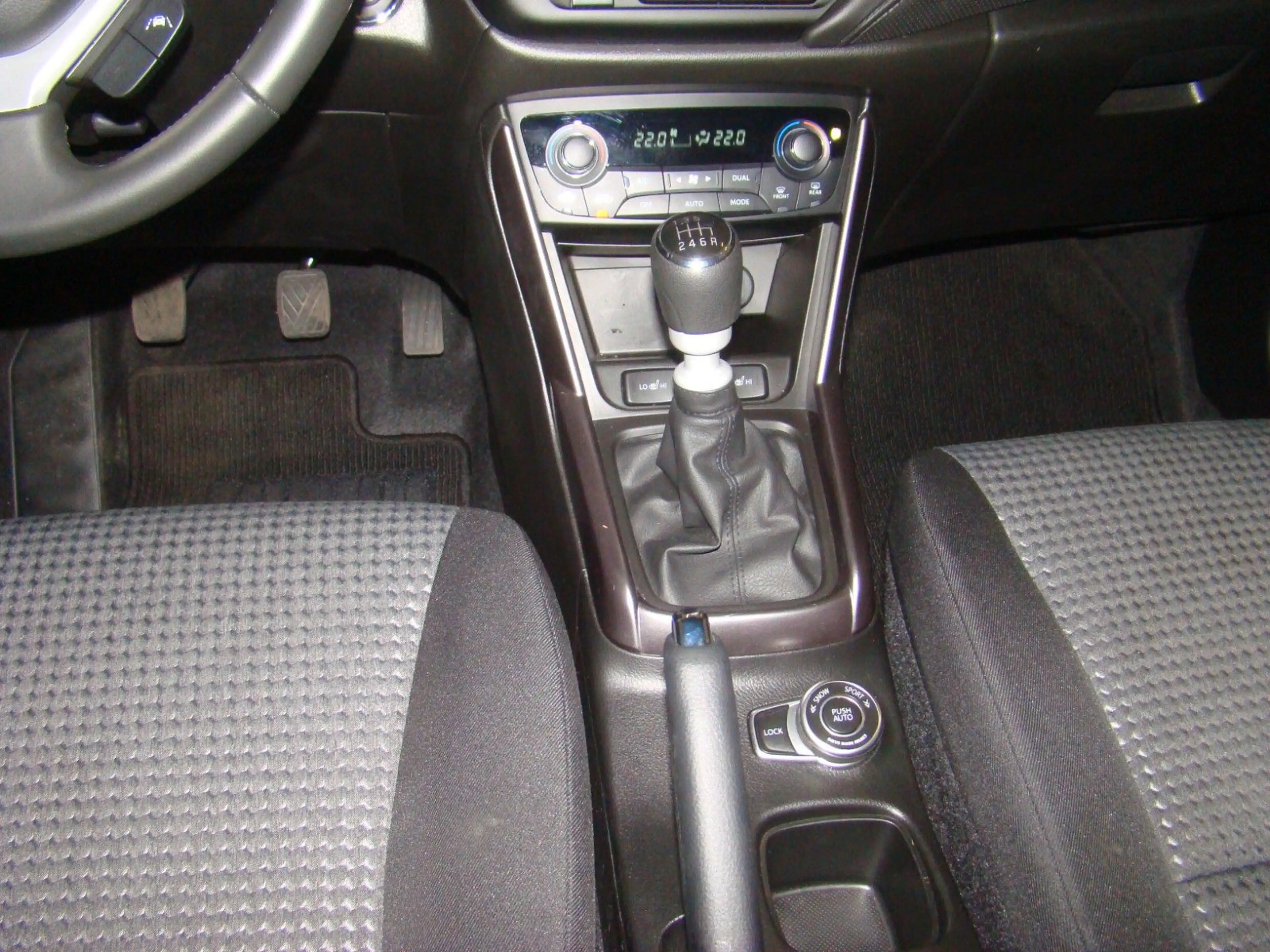 Suzuki SX4 S-Cross S-Cross 1.4 BOOSTERJET Hybrid Comfort Allgrip — photo 24
