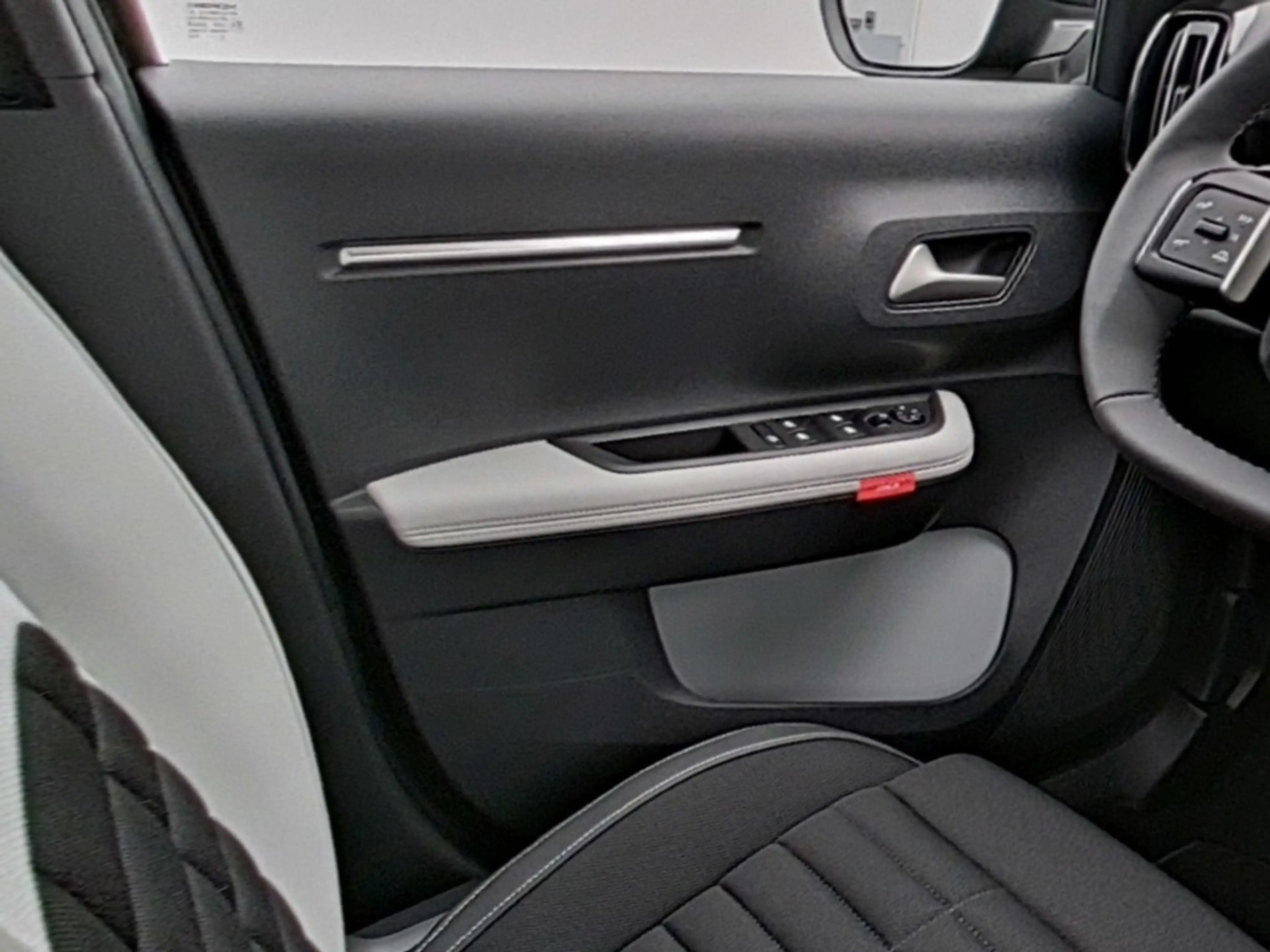 Citroen C3 Aircross Hybrid 145 Doppelkupplung 6-Gang MAX — photo 14