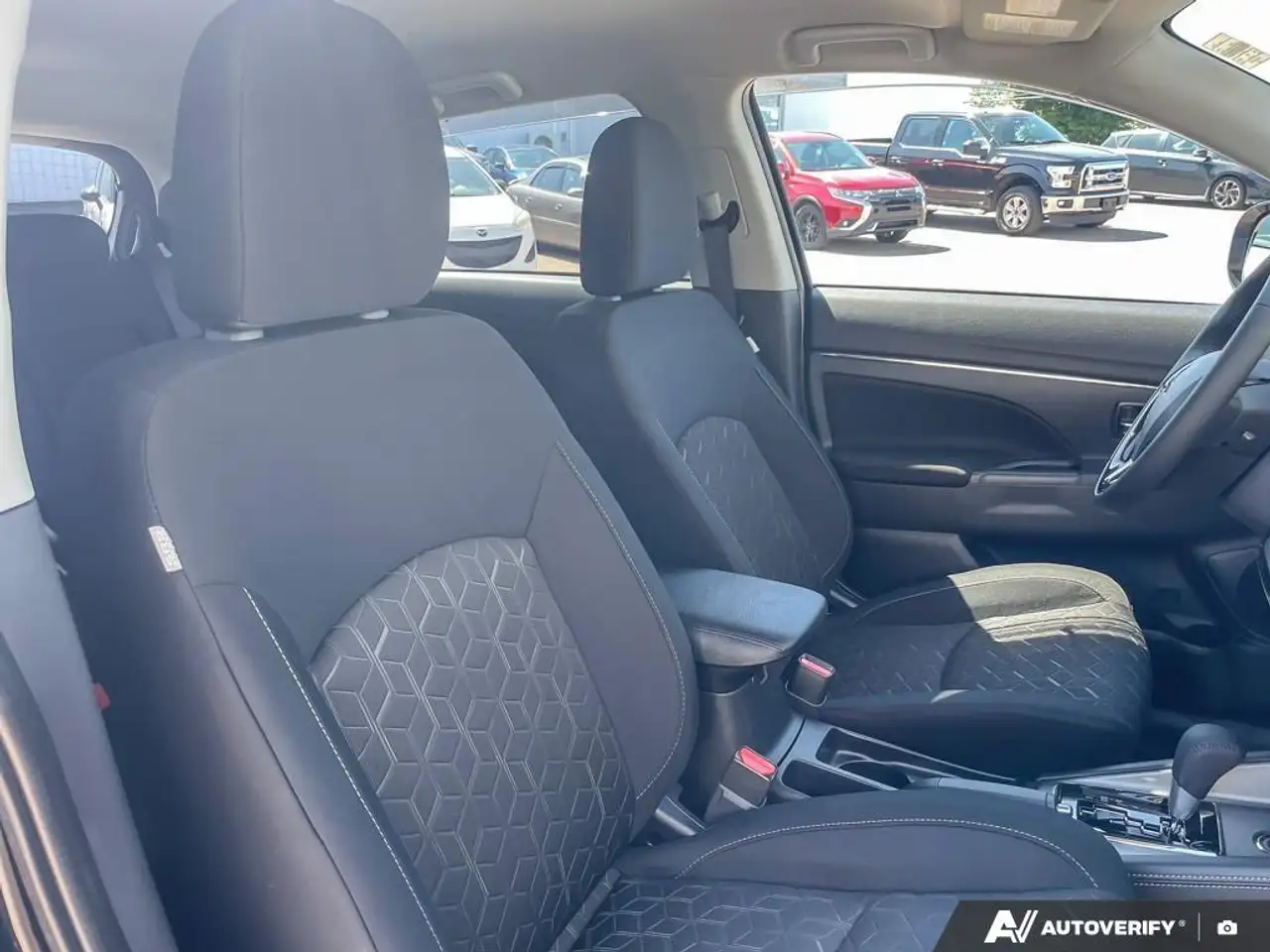 Mitsubishi RVR снимка Mitsubishi RVR