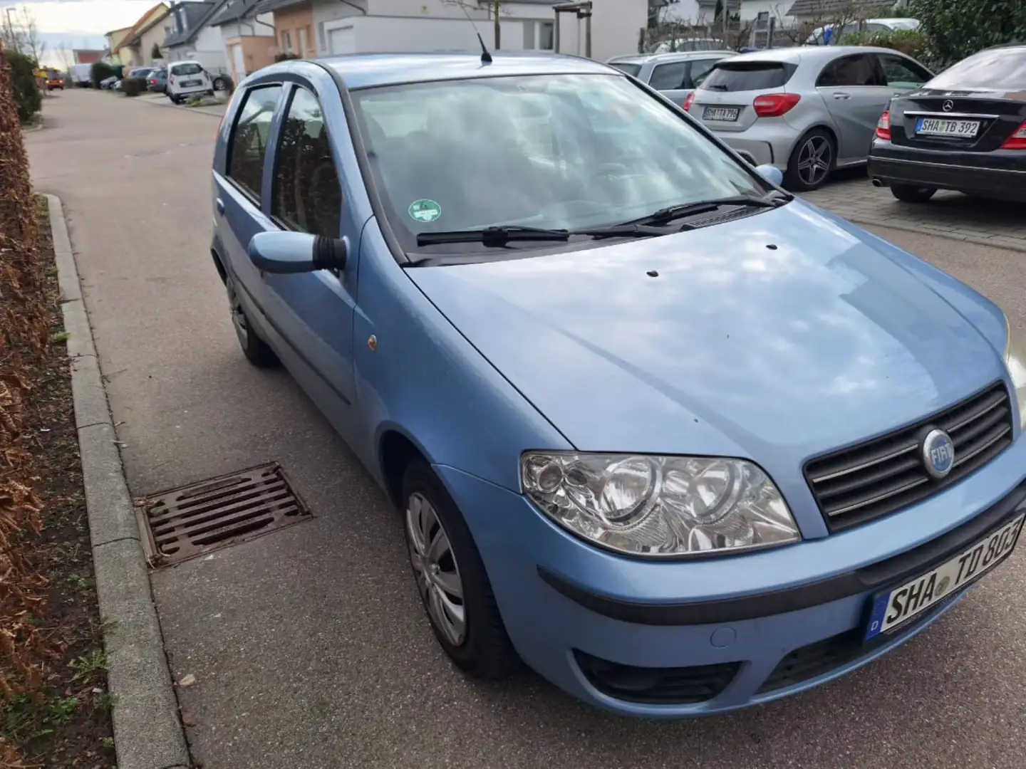 Fiat Punto 1.4 16V Emotion Blau - 2