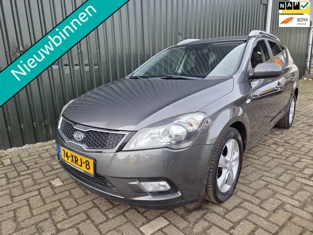 Kia Ceed / cee'd Sporty Wagon 1.4 CVVT Navigatie Plus Pack