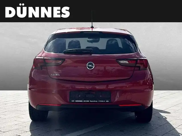Opel Astra view 7