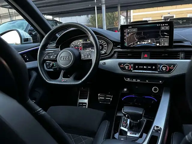 Audi RS4 2.9 TFSI Quattro Ansicht 31