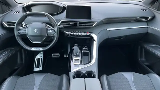 Peugeot 3008 view 11
