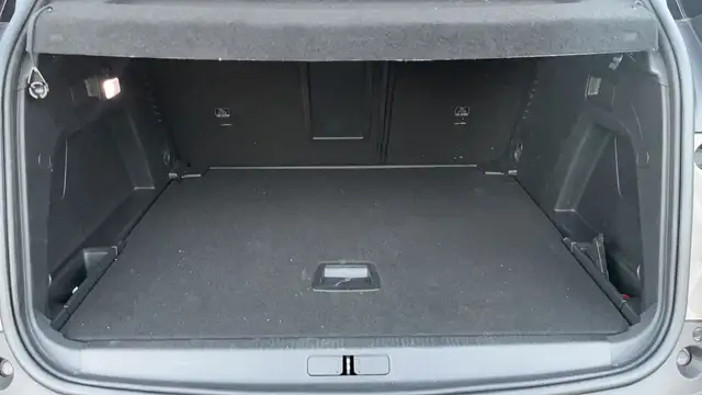 Peugeot 3008 view 14