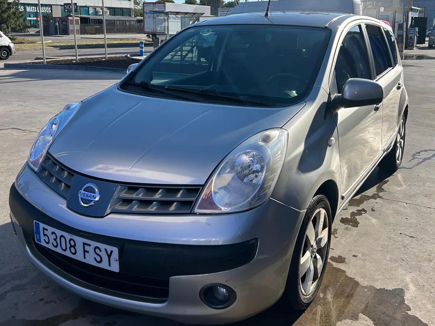Nissan Note Note 1.5dCi Visia 86 Visia Plateado - 1