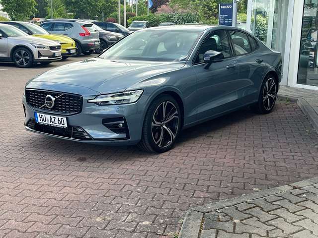 Volvo S60 B5 AWD Ultimate Dark Auto