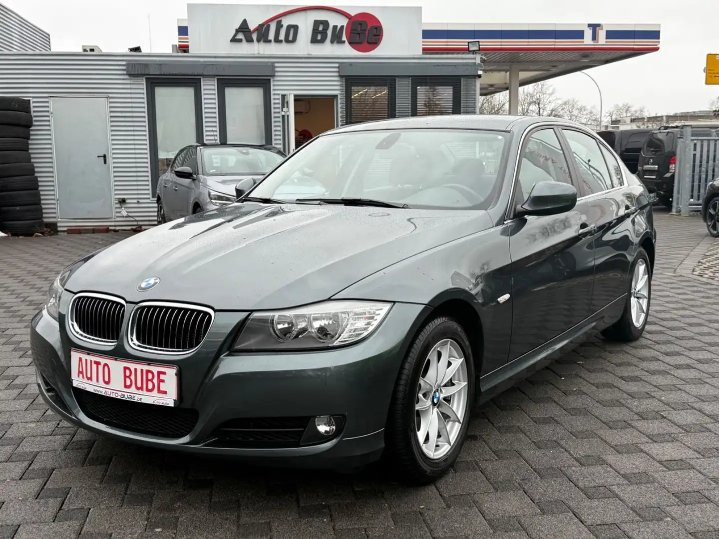 BMW 325 i xDrive AUTOMATIK|WENIG-KM! Vert - 1