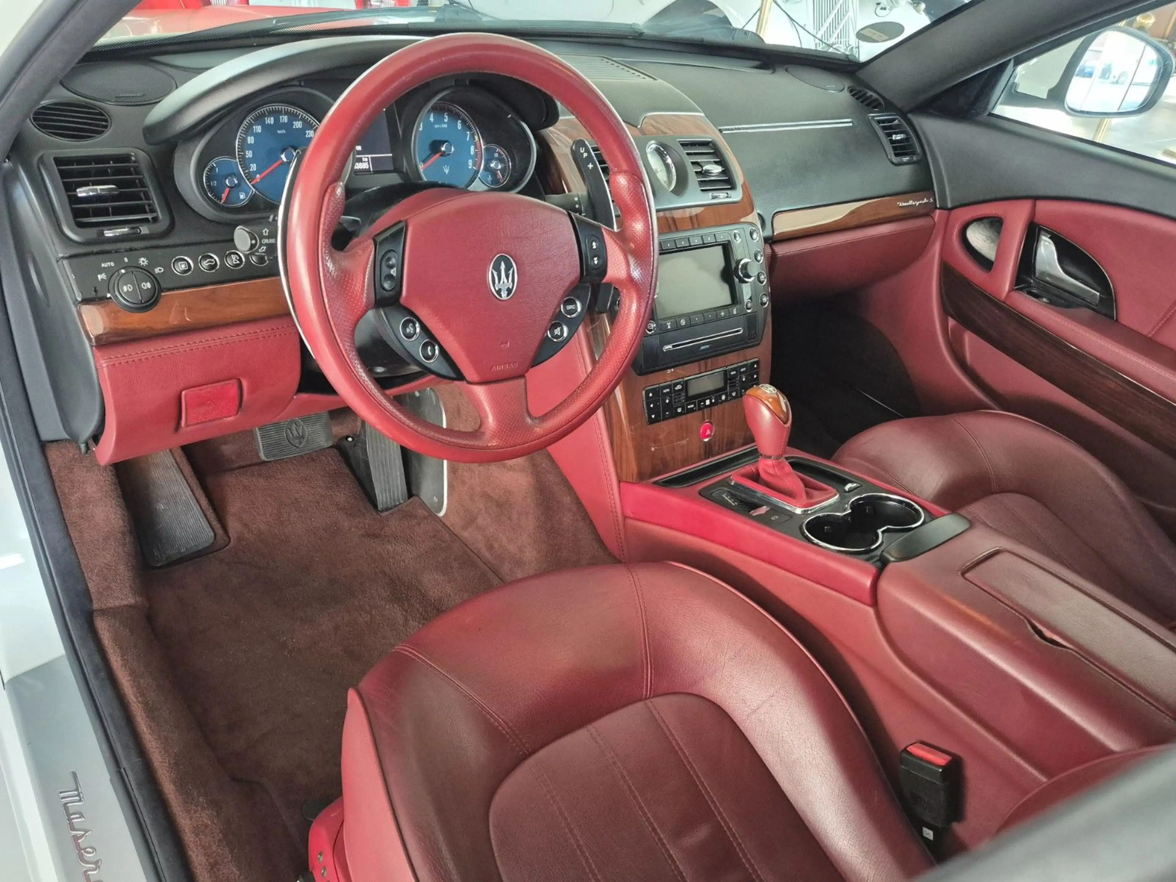 Maserati Quattroporte 4.7 V8 S Automatik — photo 11